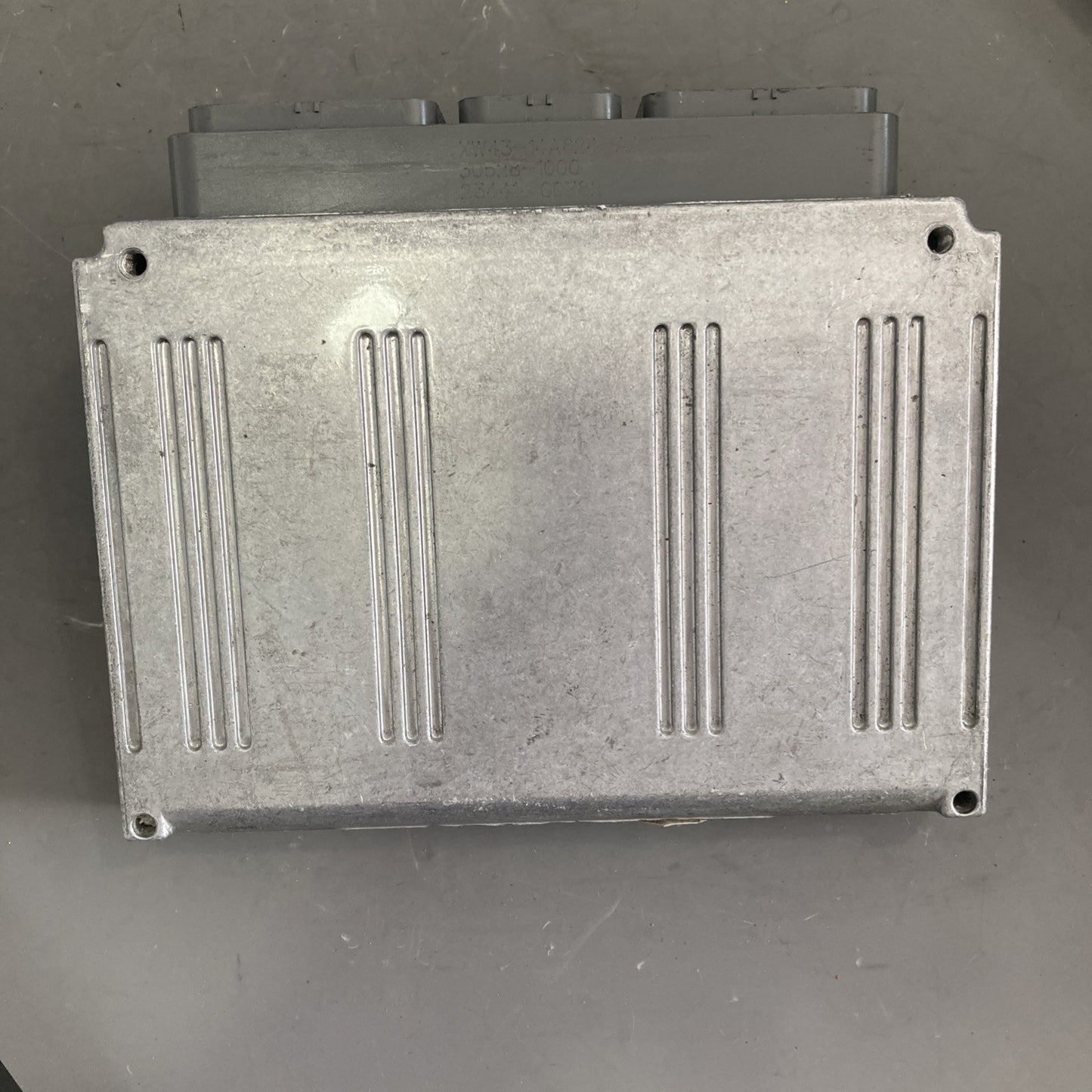 2002 Ford Explorer 4.0L ECU/ECM 1L2F-12A650-AGM