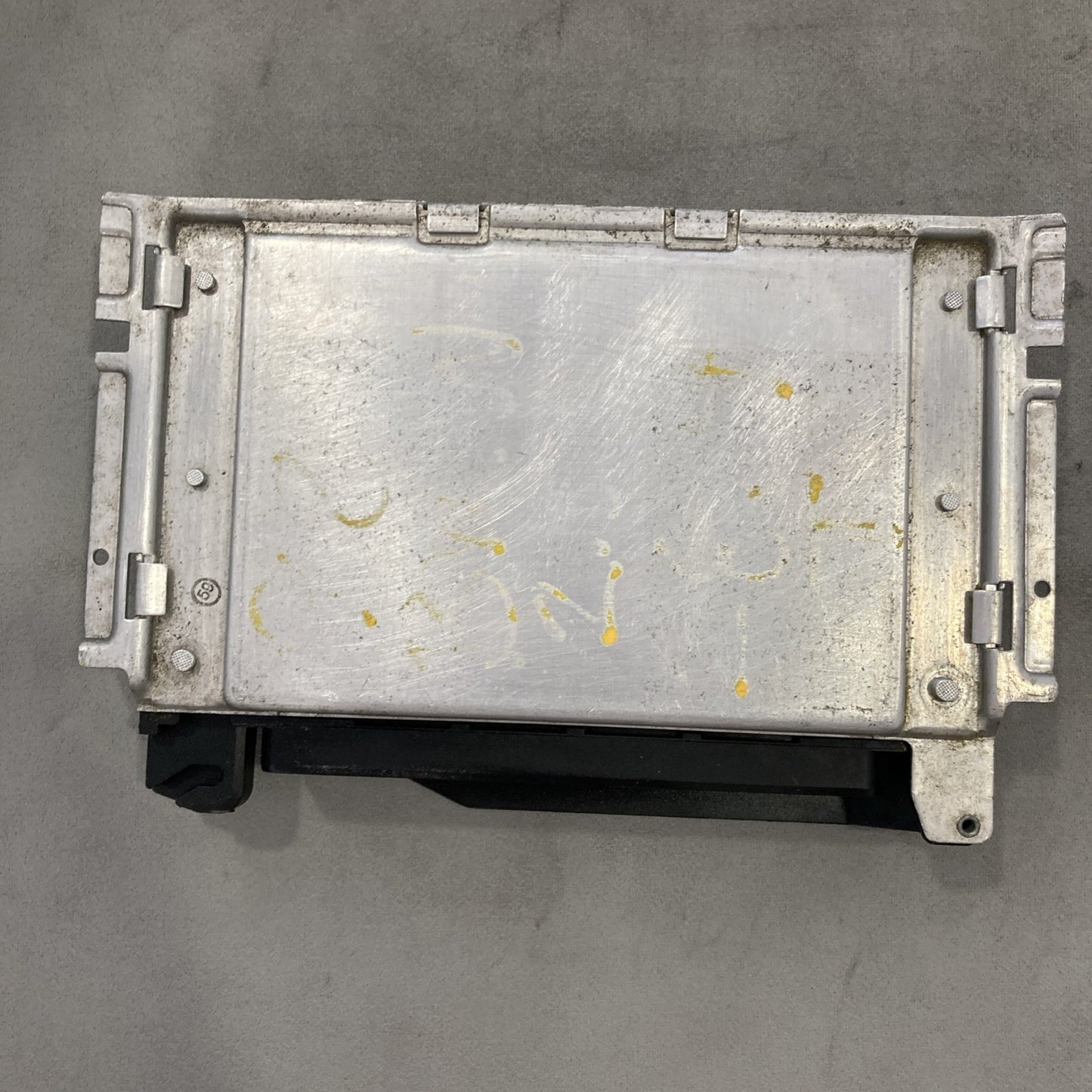 1997-1998 BMW 3 Series Transmission Control Module 1 423 255