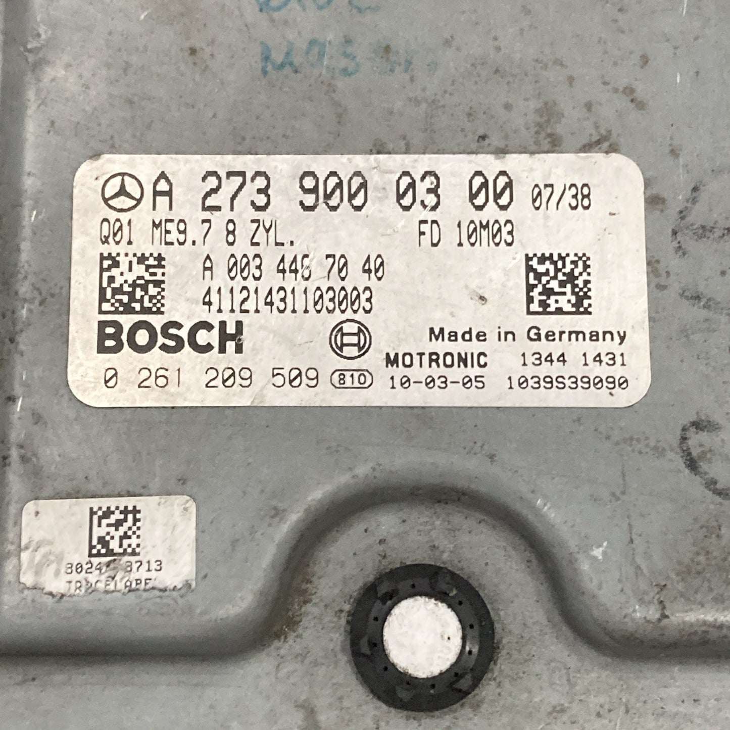 Mercedes-Benz R230 SL550 M273 ECU/ECM A 273 900 03 00