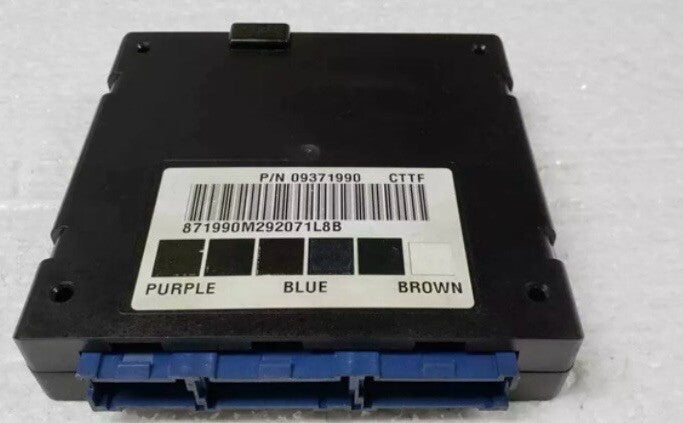 2000 Sierra Body Control Module No 09371990 BCM