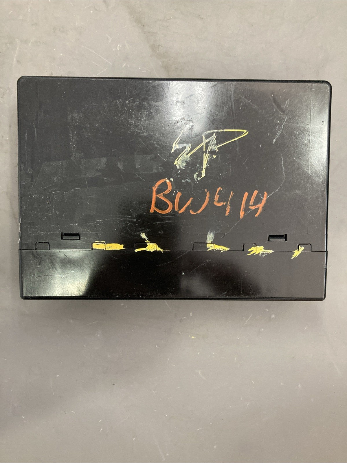 2010 GMC Acadia Body Control Module 20839063