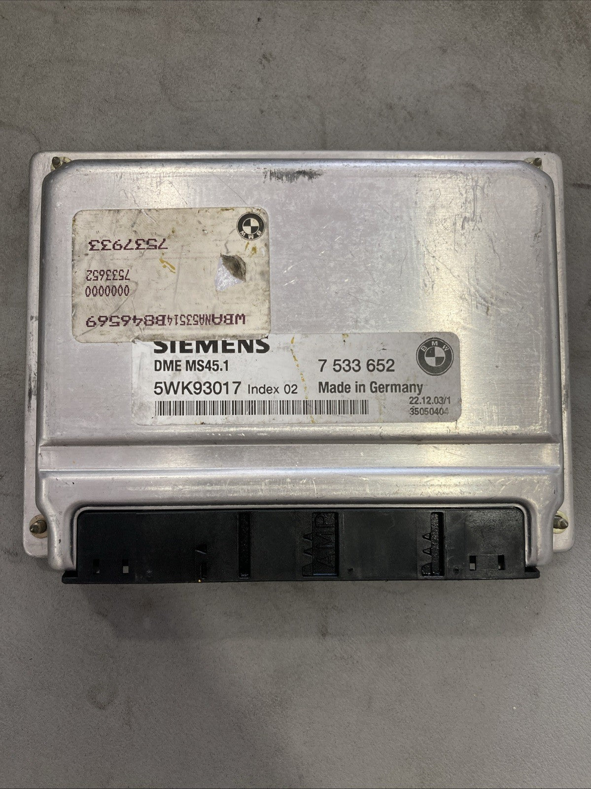 2001-2006 BMW 525i ECU/ECM 7 533 652