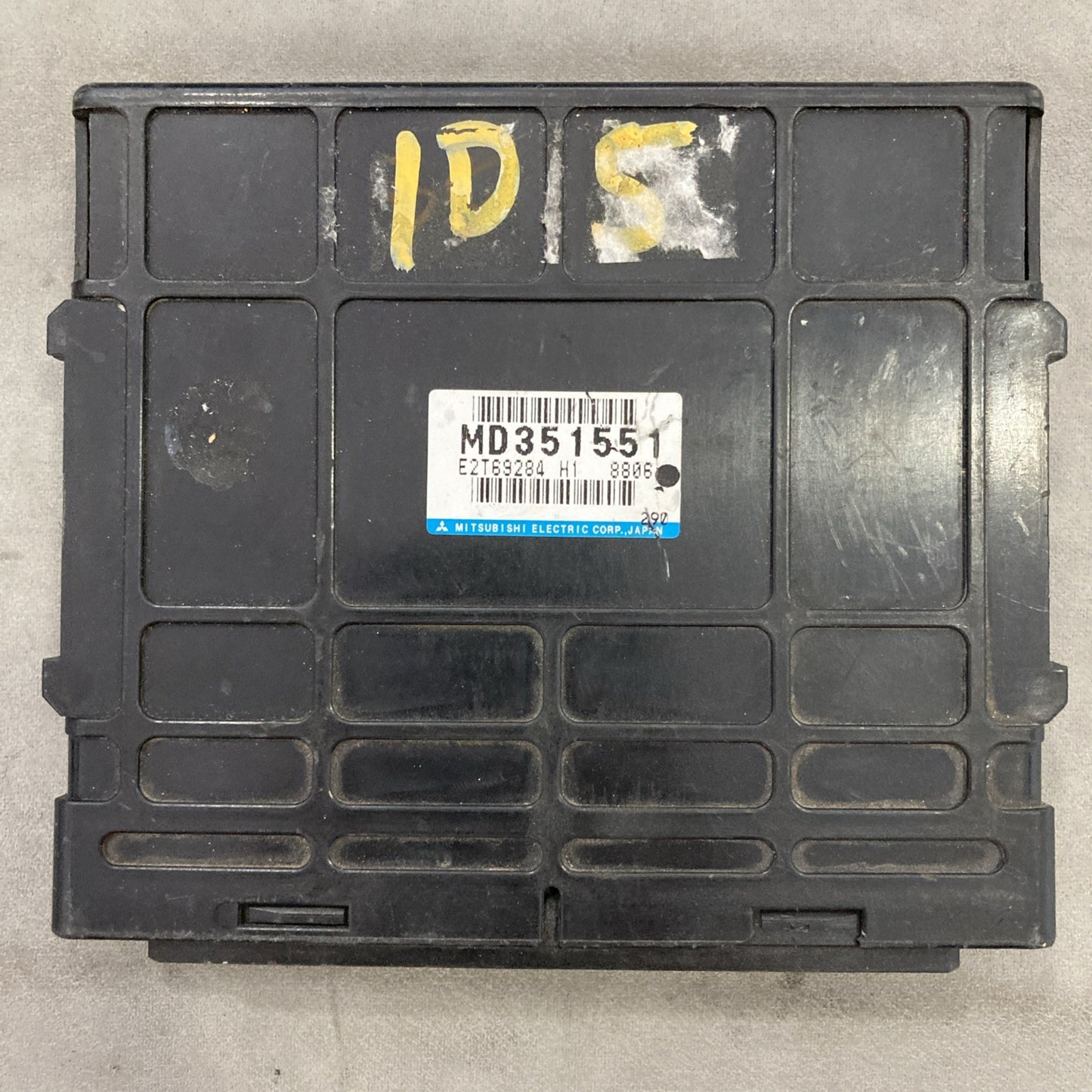 1999 Mitsubishi Mirage ECU/ECM MD351551