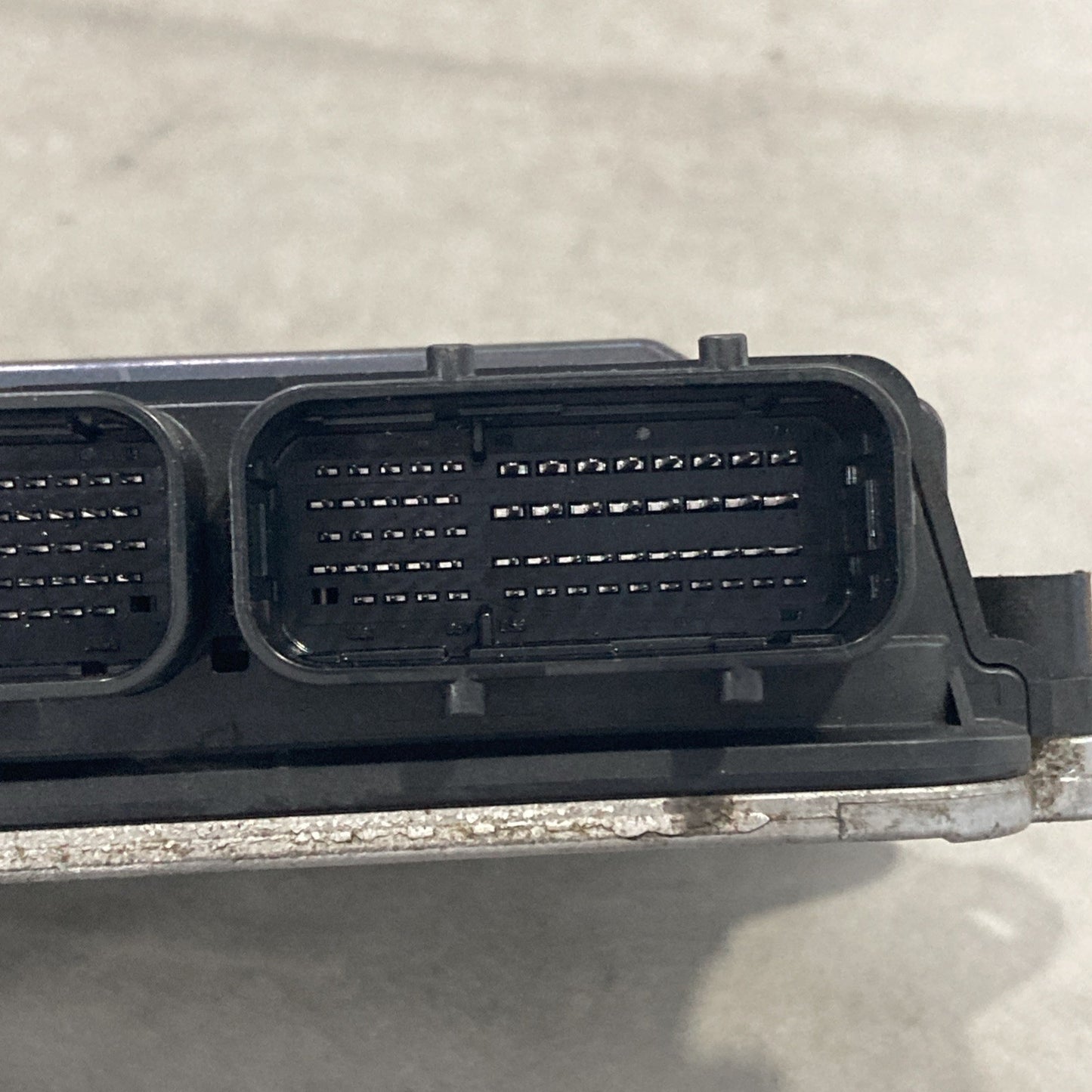 Mazda 3 Engine Control Module PEDS 18 881B
