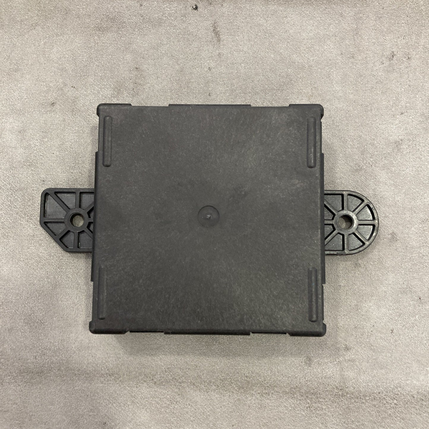 2019-2021 Ram 2500 Door Control Module 68374088AG