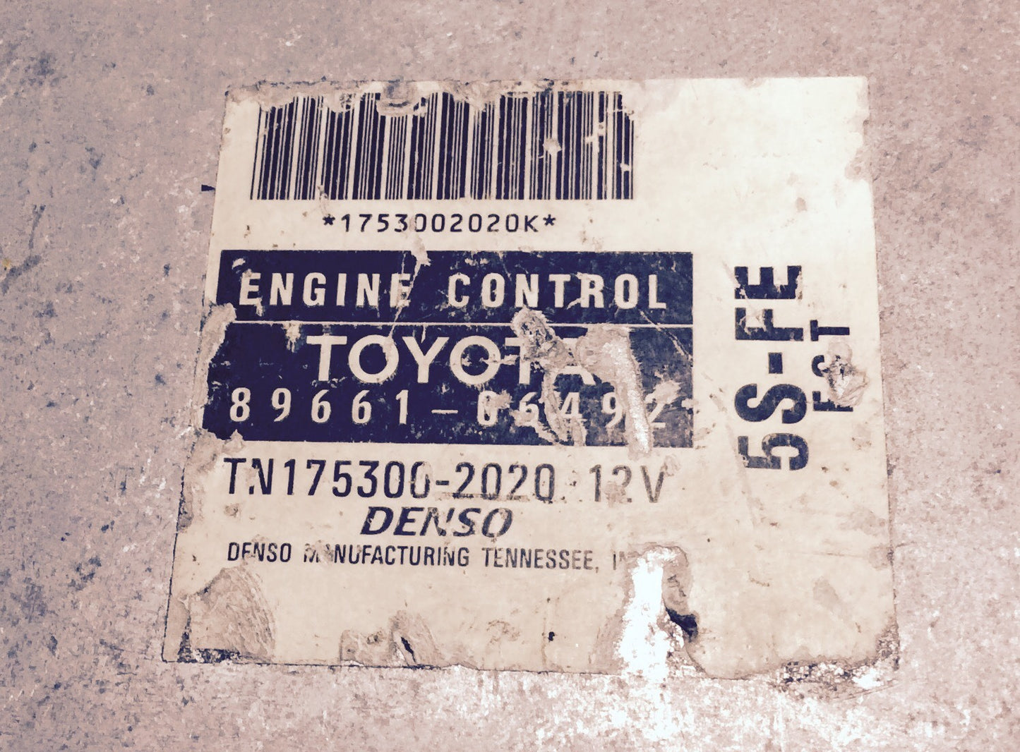 1998 Toyota Camry ECU 89661-06492