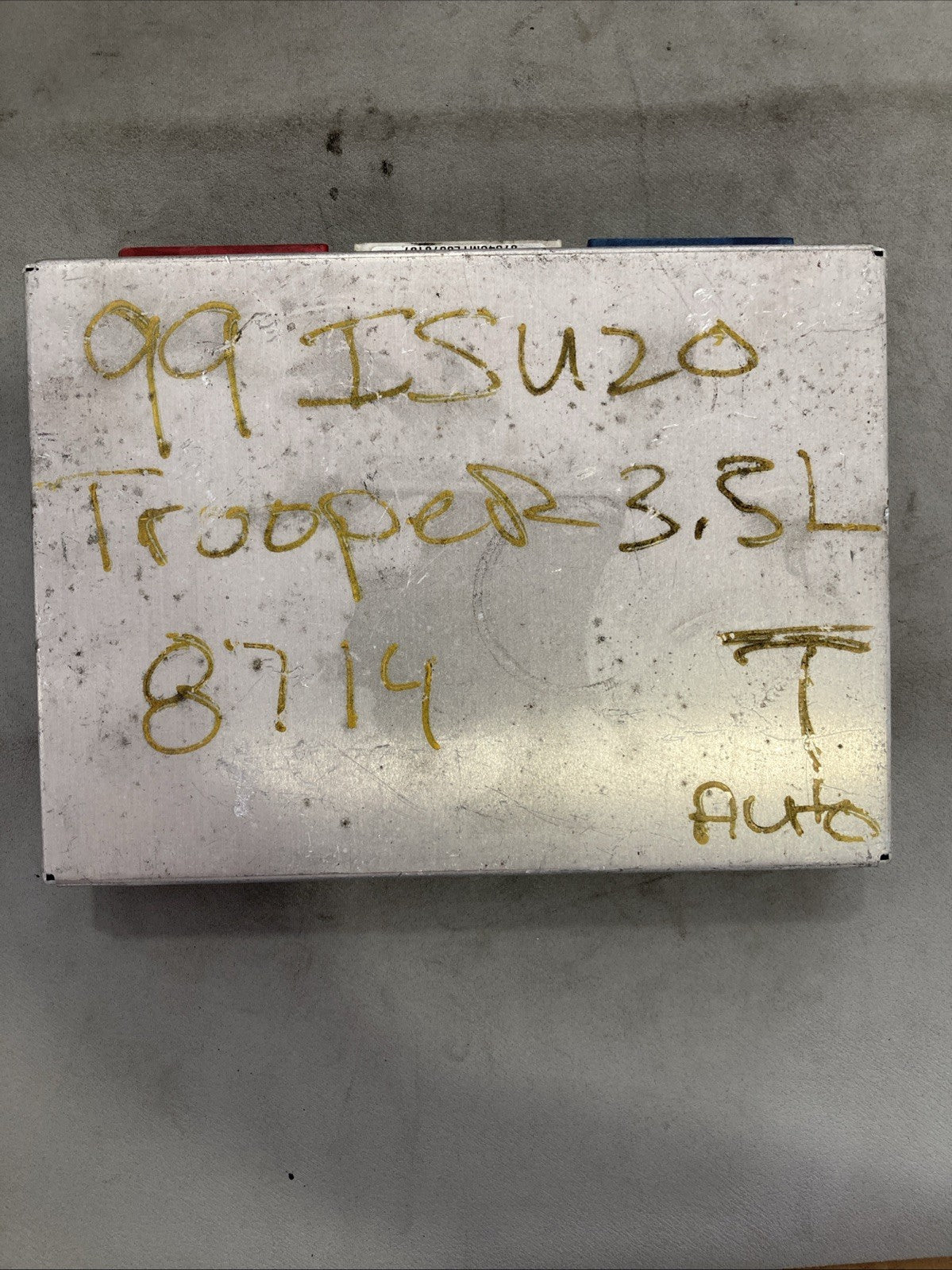 1999 Isuzu Trooper ECU/ECM 8093604290
