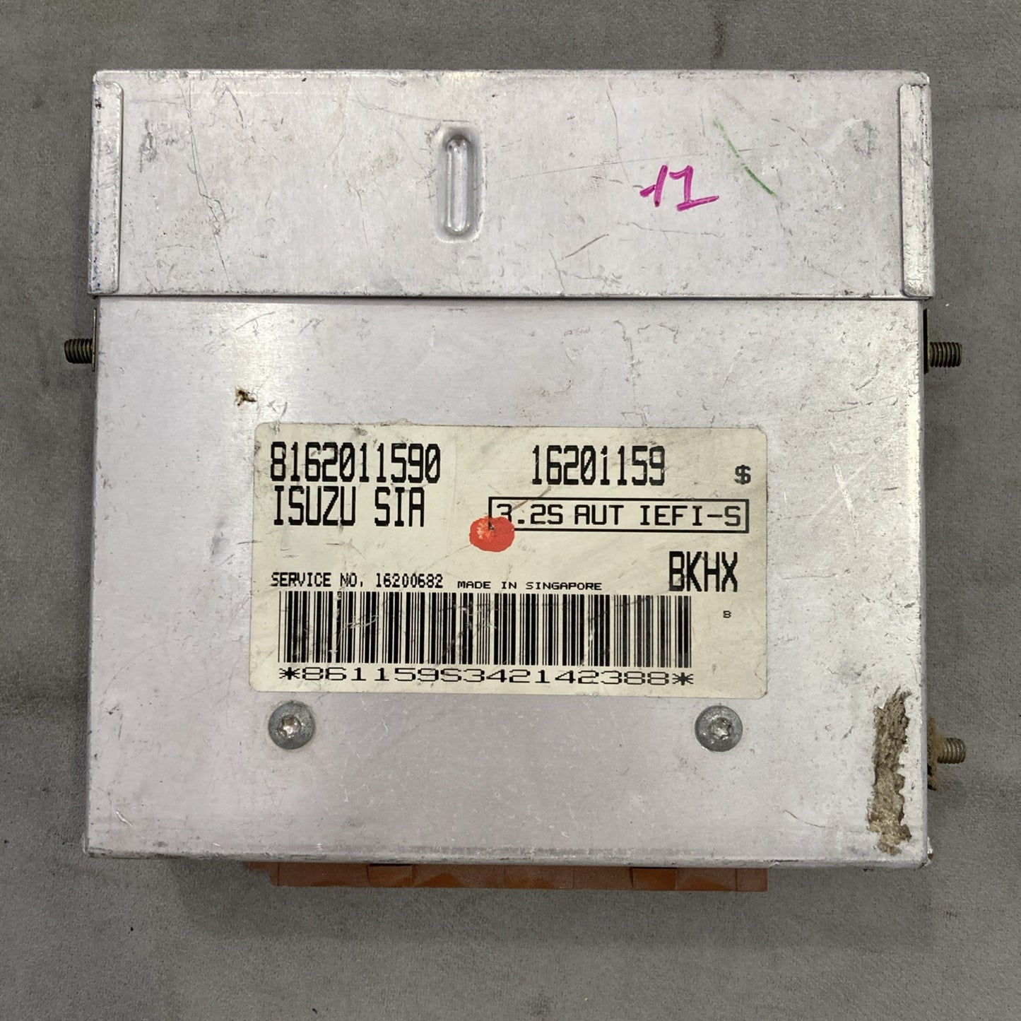 1994-1995 Isuzu Rodeo ECU/ECM 8162011590