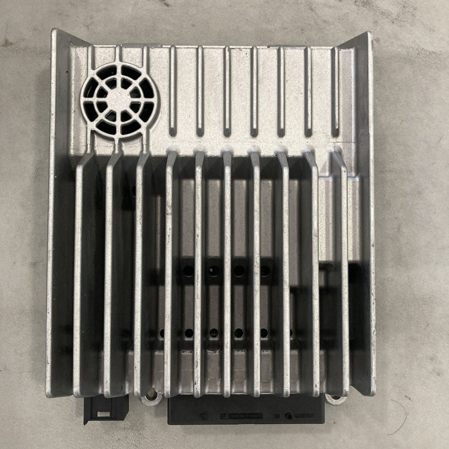 Mercedes-Benz CLA250 Harman Becker Amplifier A 212 900 71 08