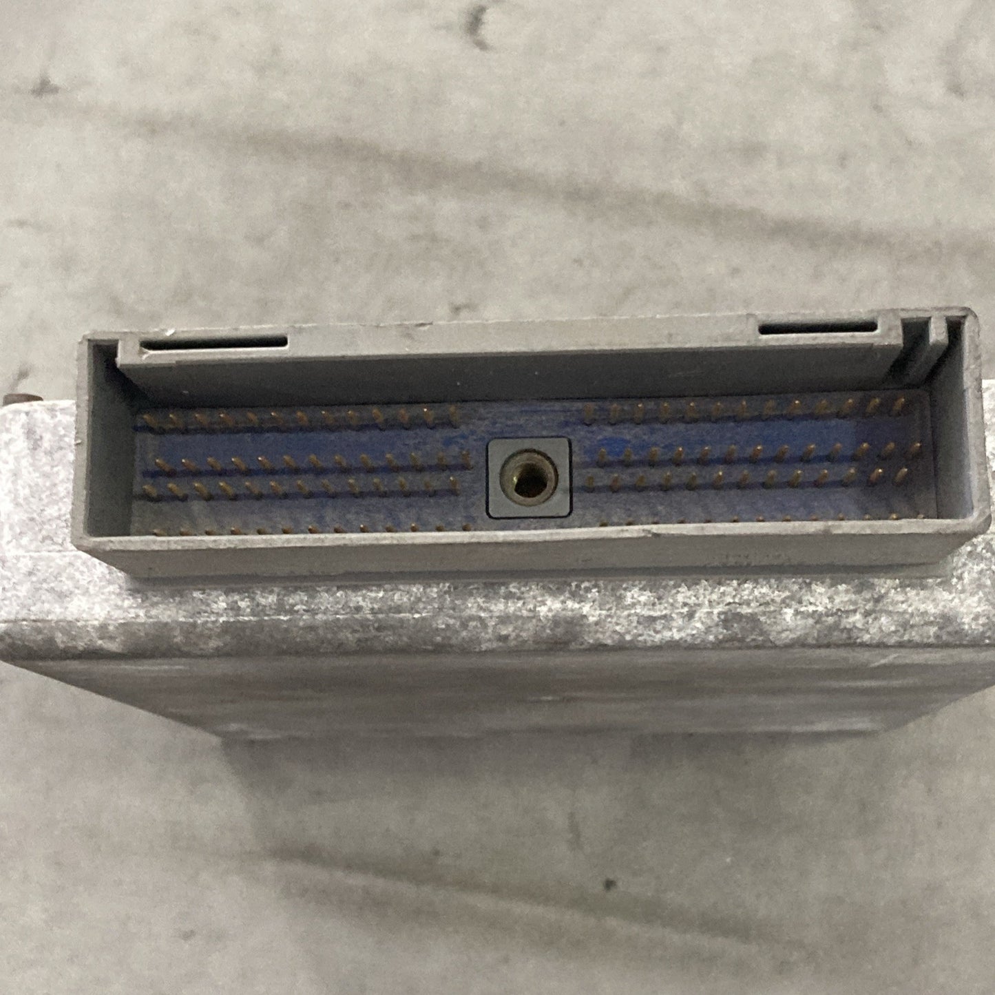 1998-1999 Ford E150 4.6 Engine Control Module F8UF-12A650-NB
