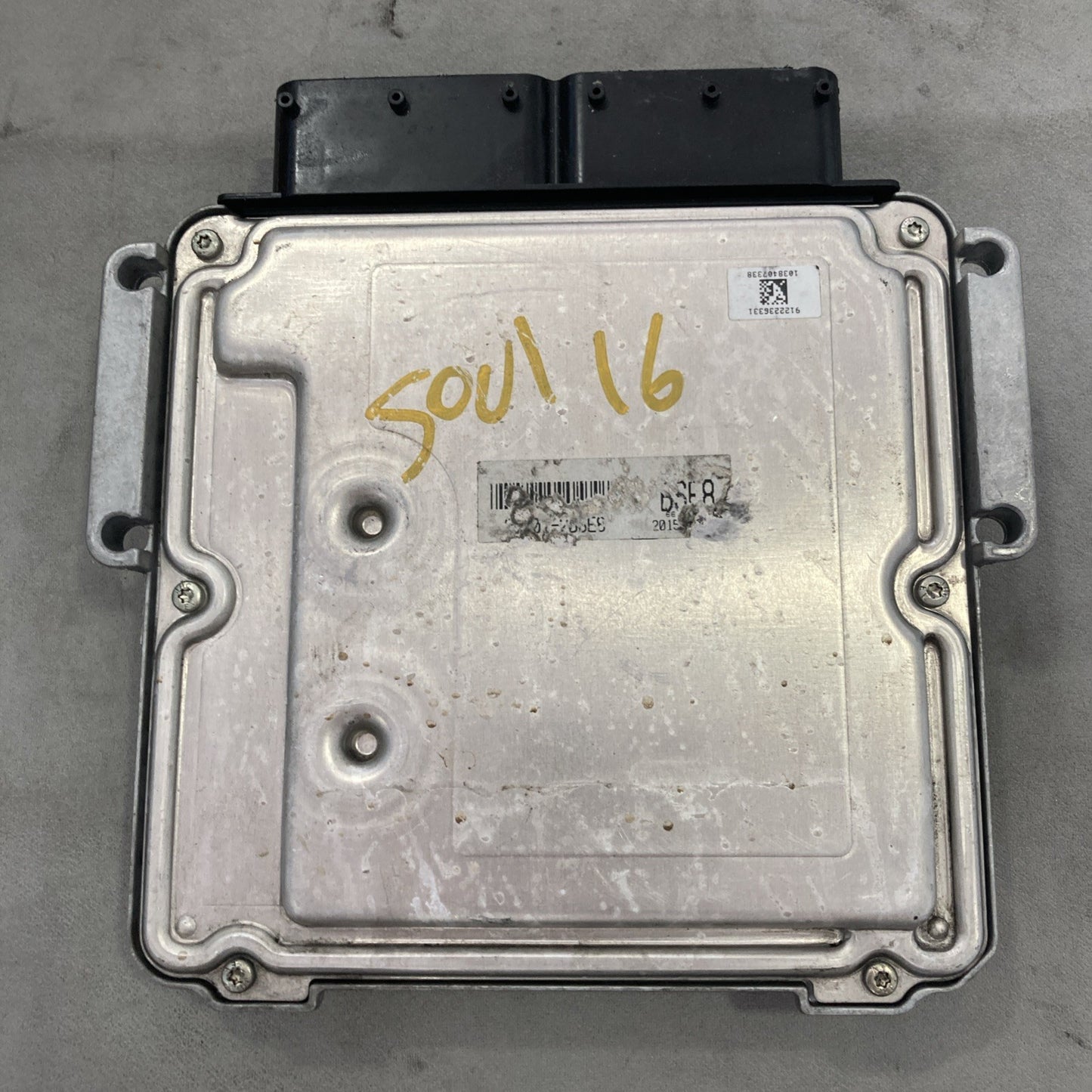 2016 Kia Soul Engine Control Module 39110-2BSE8