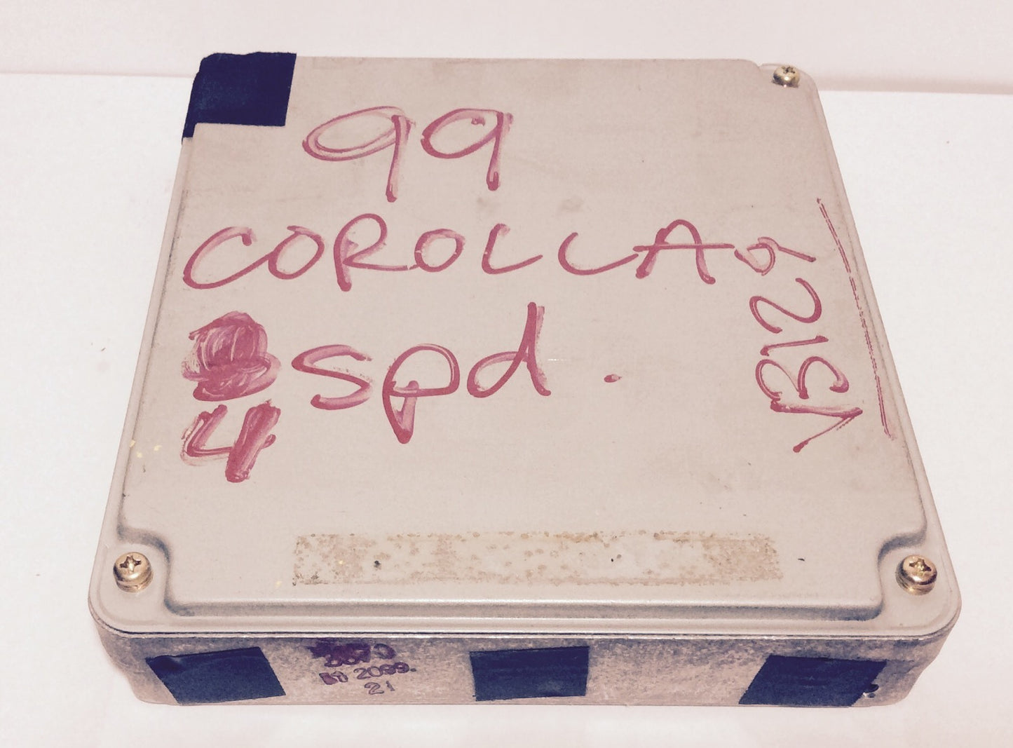 1999 Toyota Corolla ECU 89661-02561