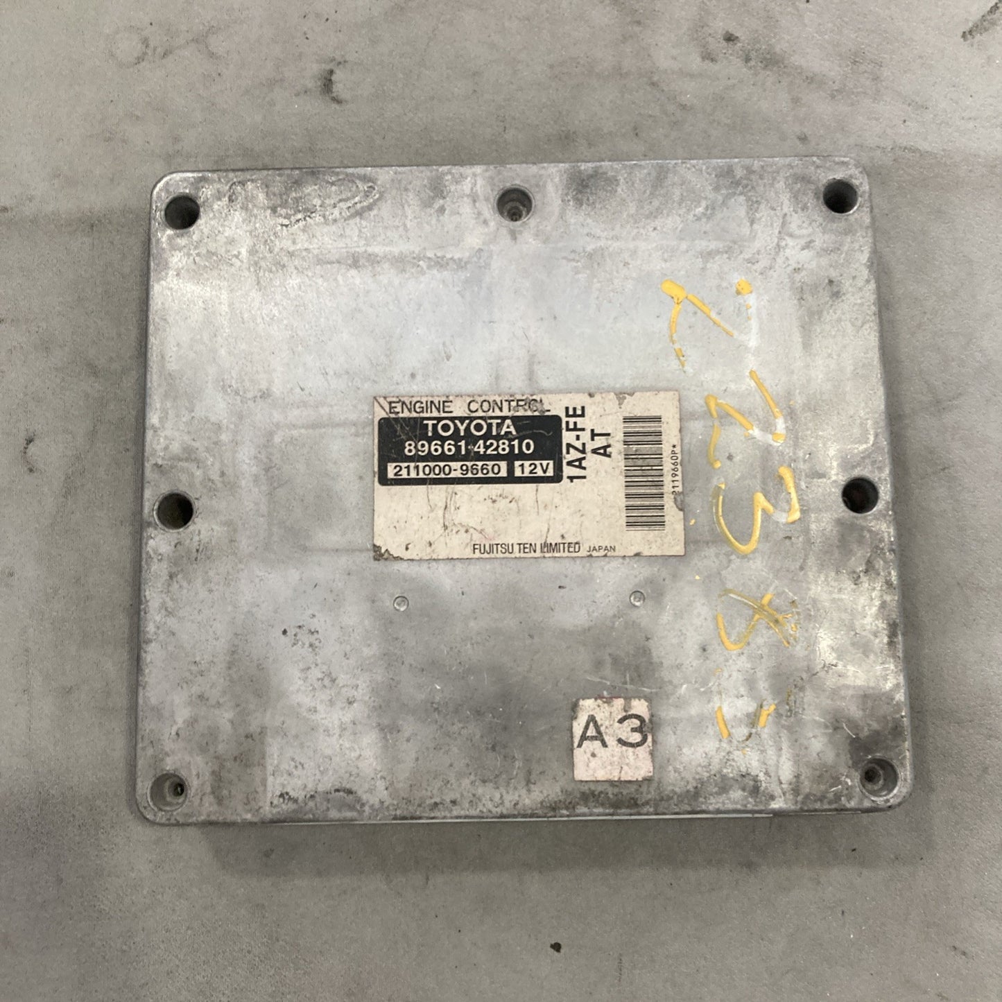 2001-2002 Toyota RAV4 ECU/ECM 89661-42810