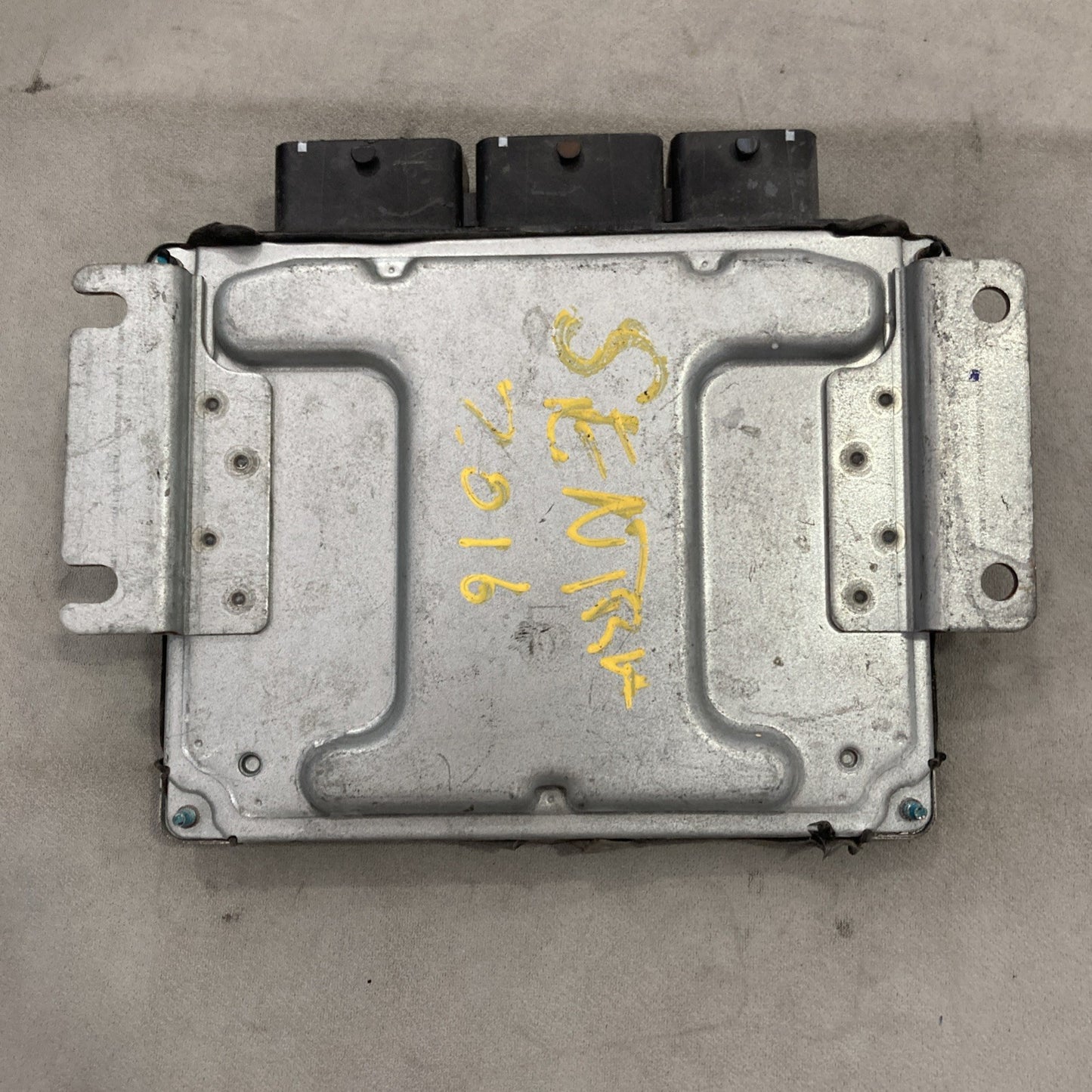 2016-2017 Nissan Sentra ECU/ECM BEM40C-300 A2 | NEC018-681