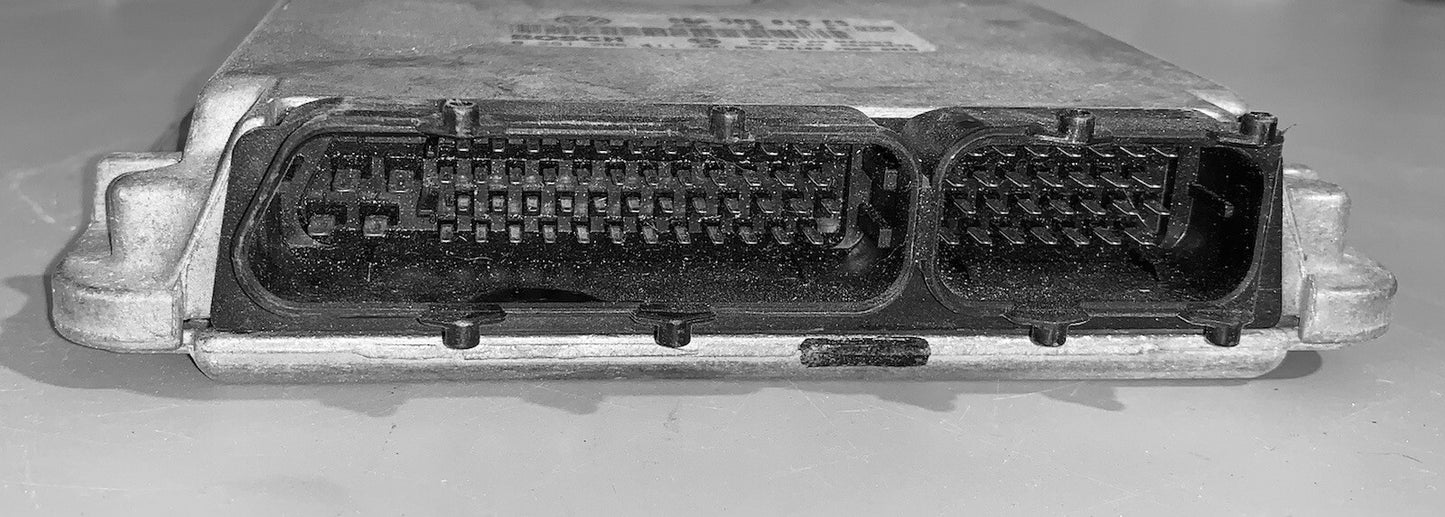 2000 2001 Volkswagen Jetta ECU 06A 906 018 ES
