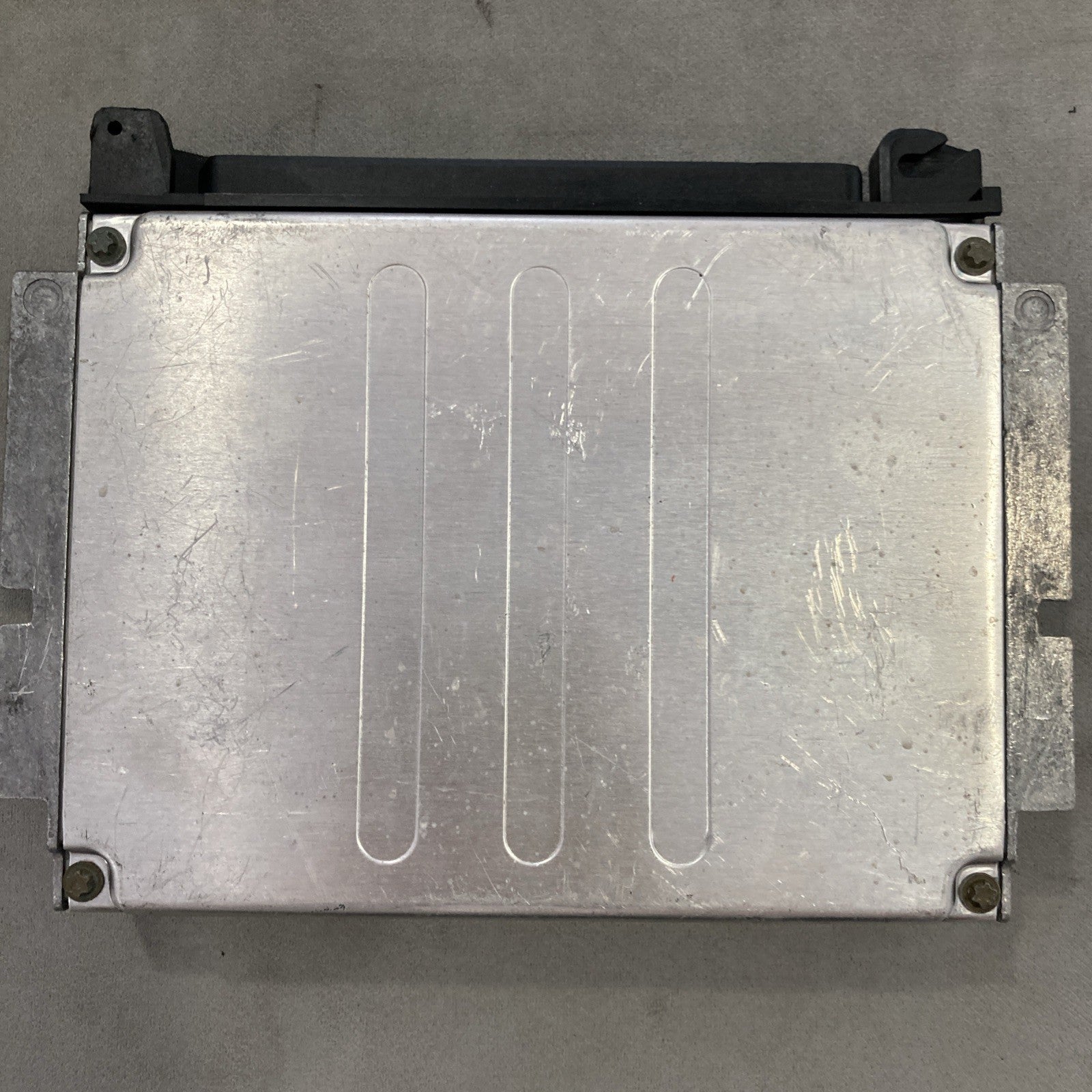 1997-1998 BMW 528i ECU/ECM 1430183