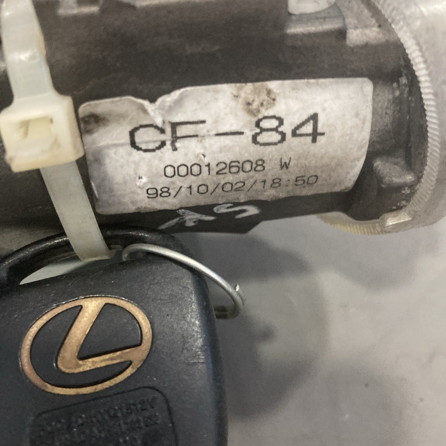 1999 Lexus LS400 ECU/Lock Cylinder/ Key 89661-50501