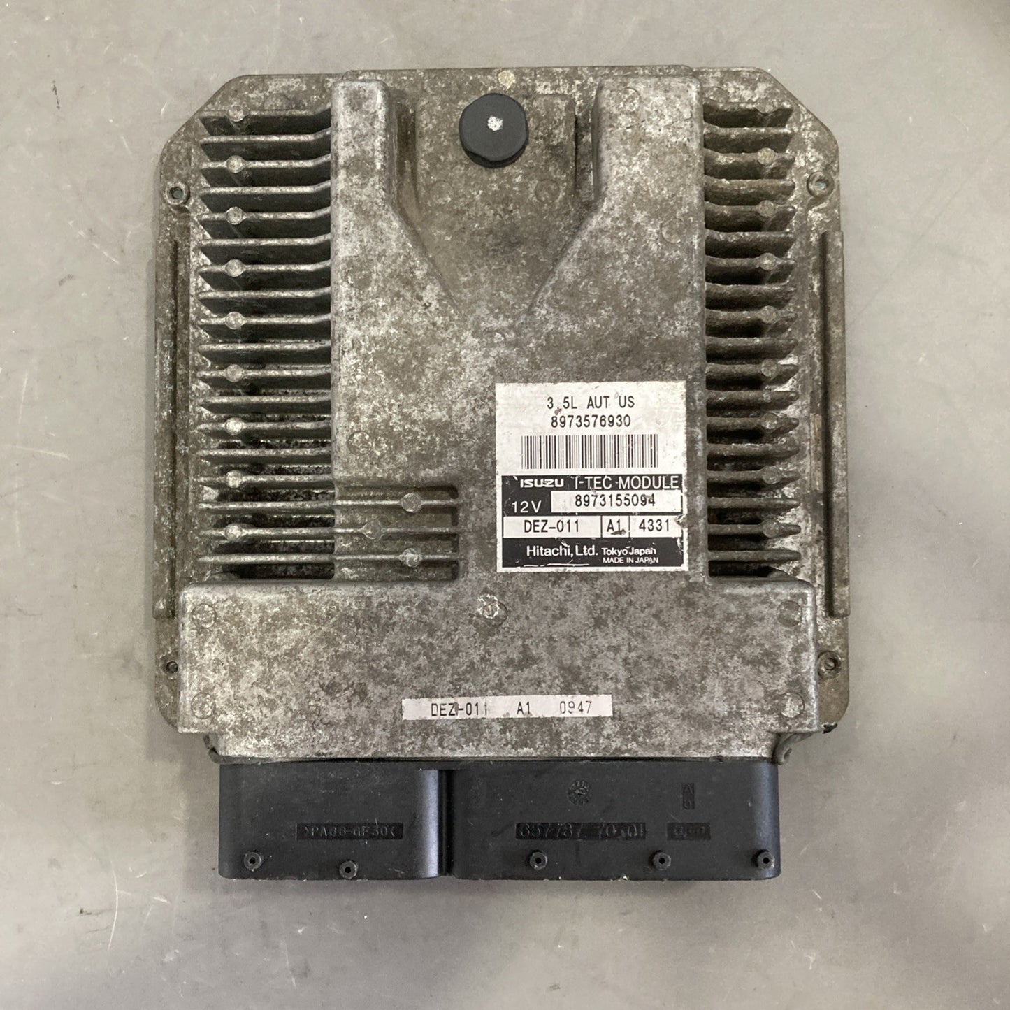 2004 Isuzu Rodeo Axiom ECU/ECM DEZ-011 A1