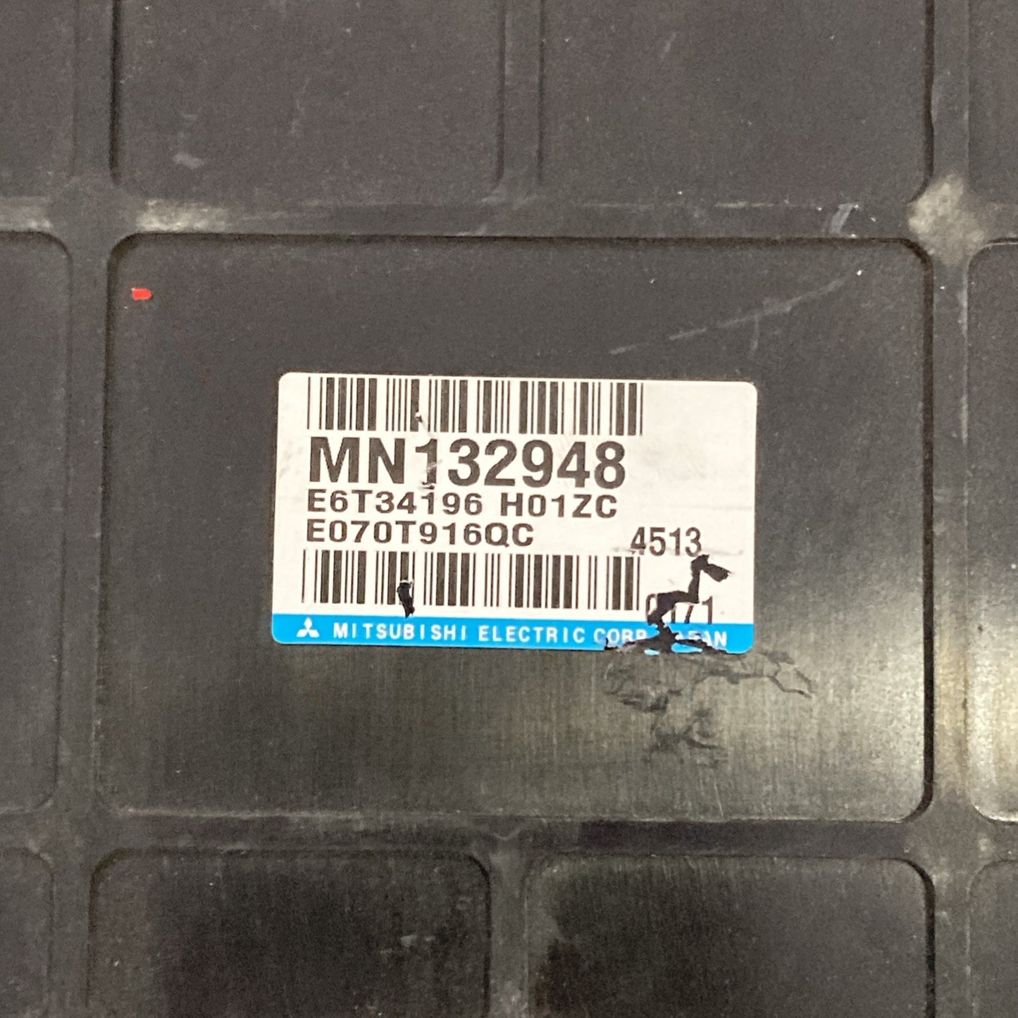 2004 Mitsubishi Eclipse ECU/ECM MN132948