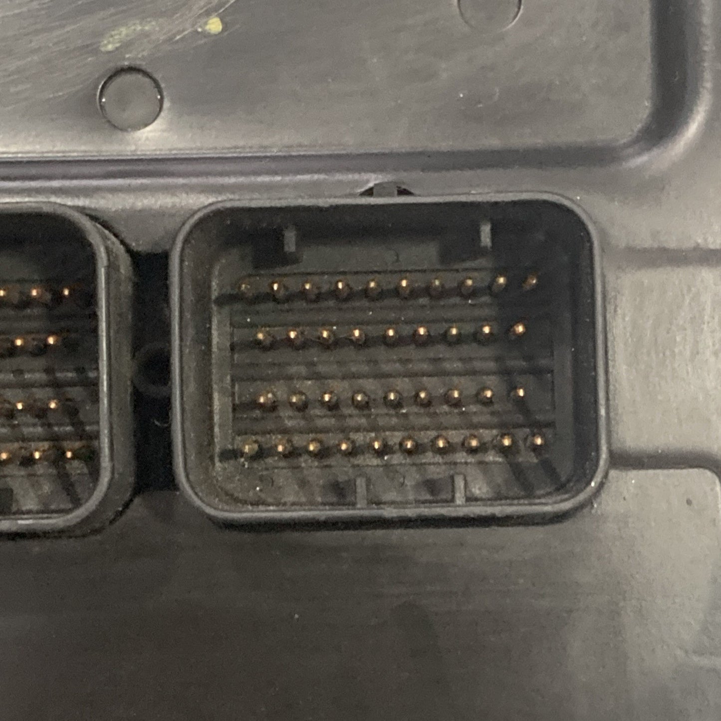 2006 Chrysler Sebring 2.7L ECU/ECM P04896302AD *VIN PROGRAMMED*