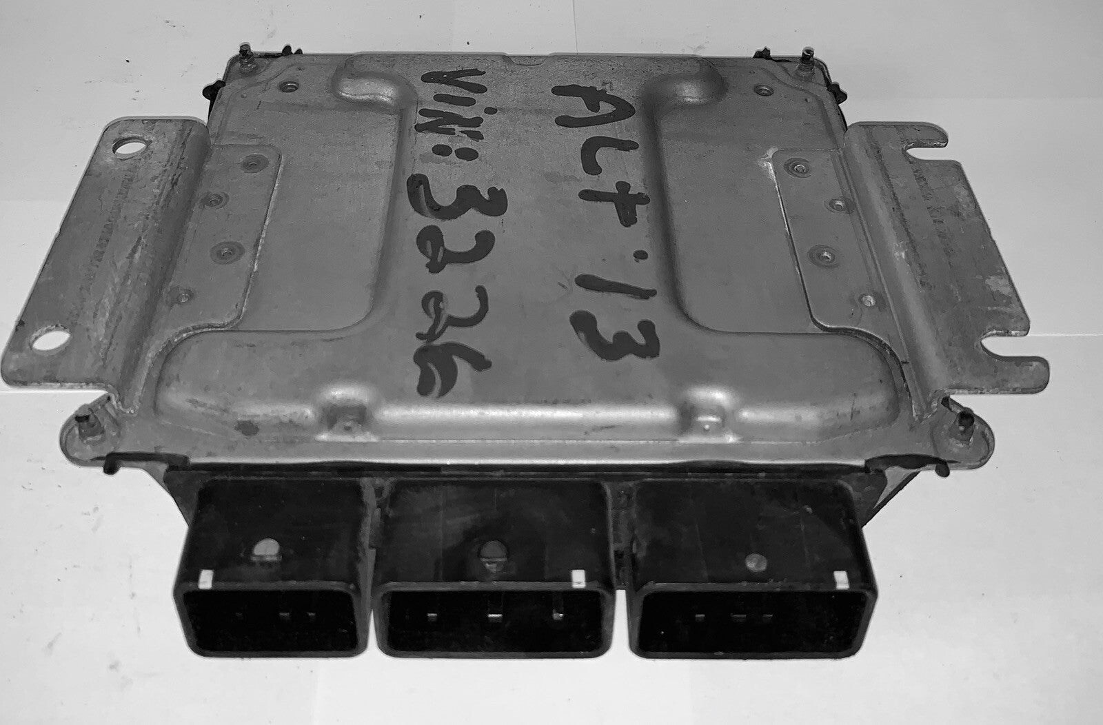 2013 2014 Nissan Altima ECU BEM400-300 A1 NEC007-068