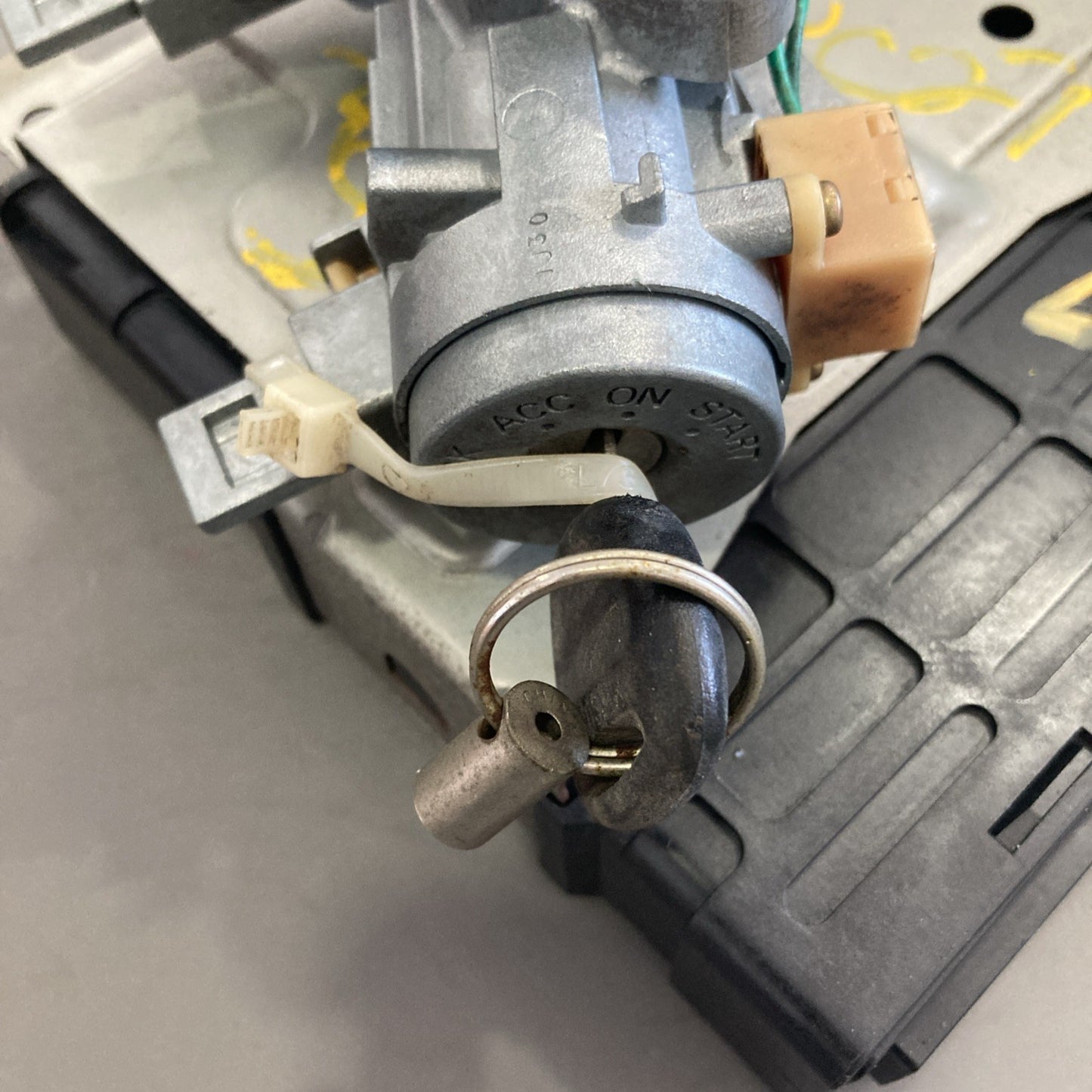 2002 Mitsubishi Lancer 2.0L ECU/Lock Cylinder/Key MR578490