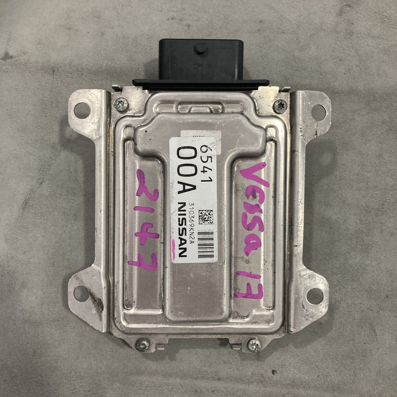2019 Nissan Versa Transmission Control Module 310F6 5RD0A (B)