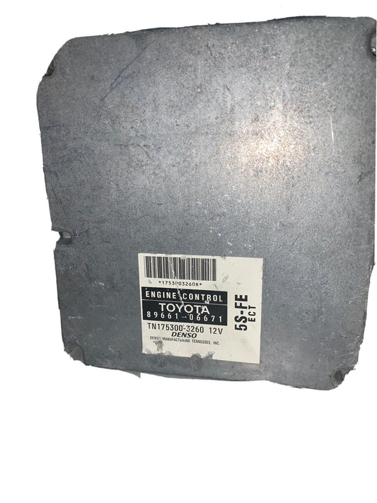 1992-1993 Toyota Camry ecm ecu computer 89661-06671