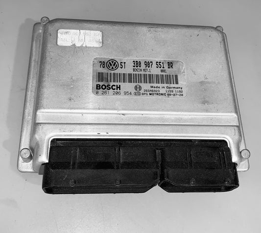 2001 Volkswagen Passat ECU 3B0 907 551 BR
