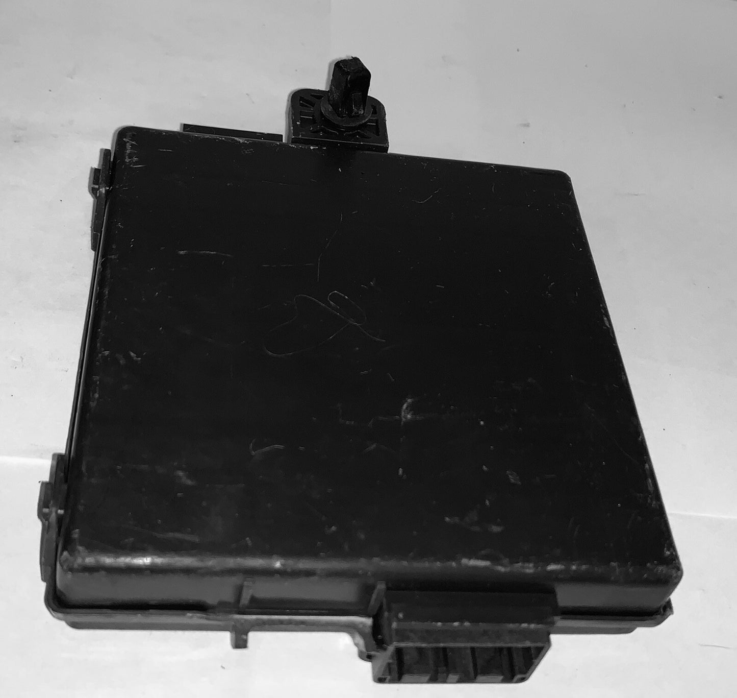 2015-2016 Chrysler 200 Keyless Reveiver Module P68155691AF