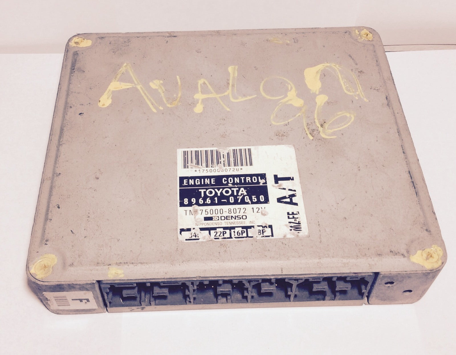 1996 Toyota Avalon ECU 89661-07050