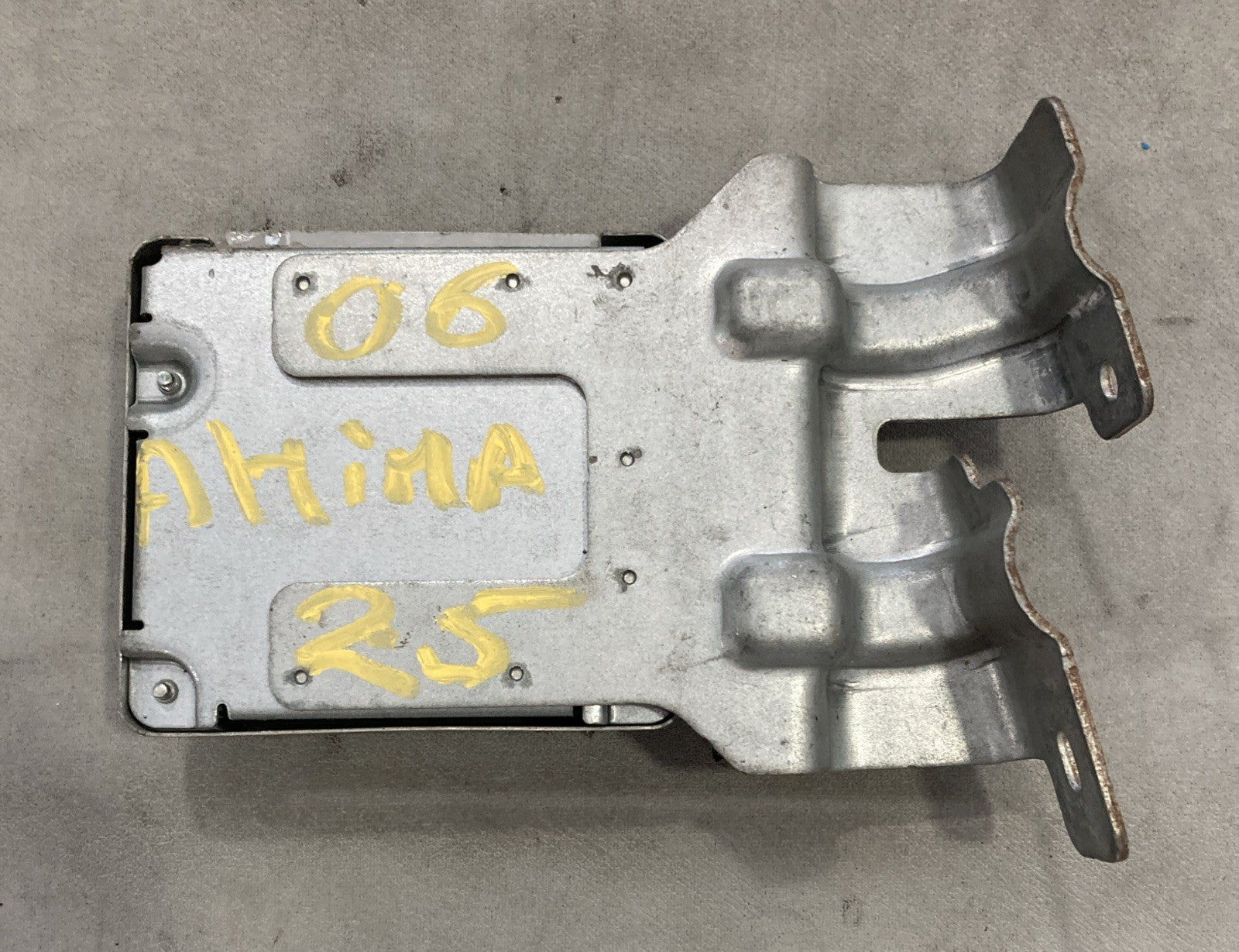 2006 Nissan Altima Transmission Control Module ETC32-115N A2 6717