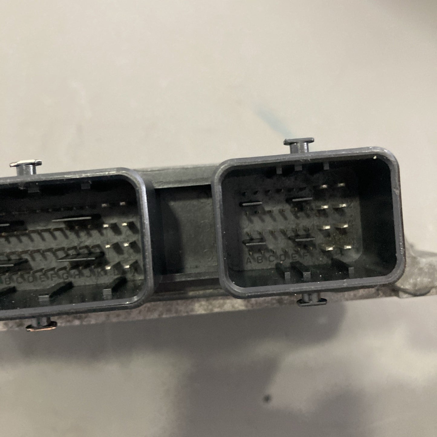 2010-2011 Nissan Versa 1.8L ECU/ECM MEC901-261 A1