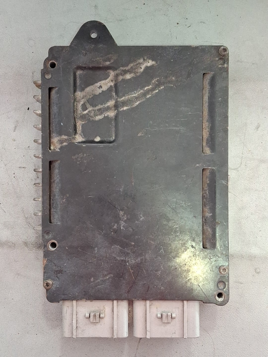 1999 Chrysler Caravan ECU/ECM P04727246AD