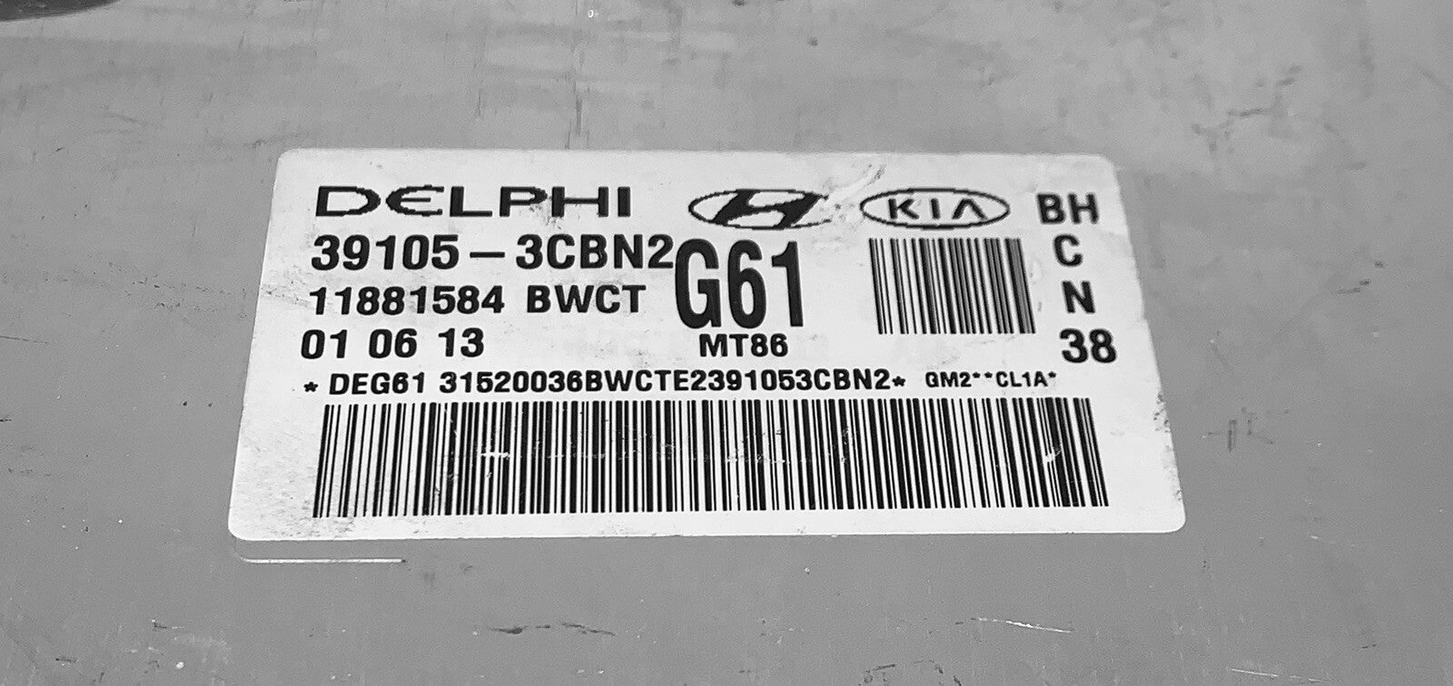 2012-2014 Hyundai Genesis 39105-3CBN2