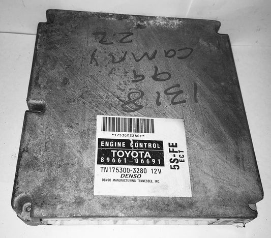 1998 1999 Toyota Camry ECU 89661-06691