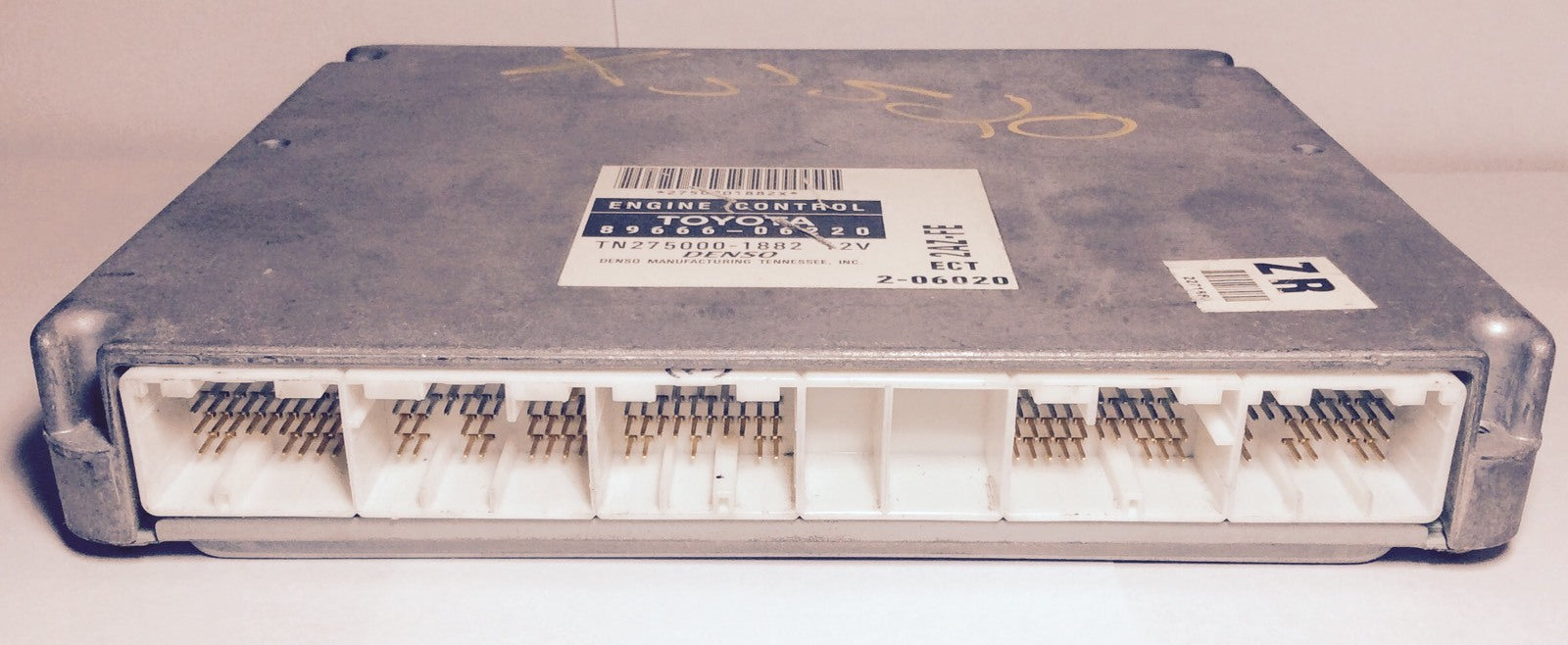 2002 Toyota Camry ECU 89666-06220