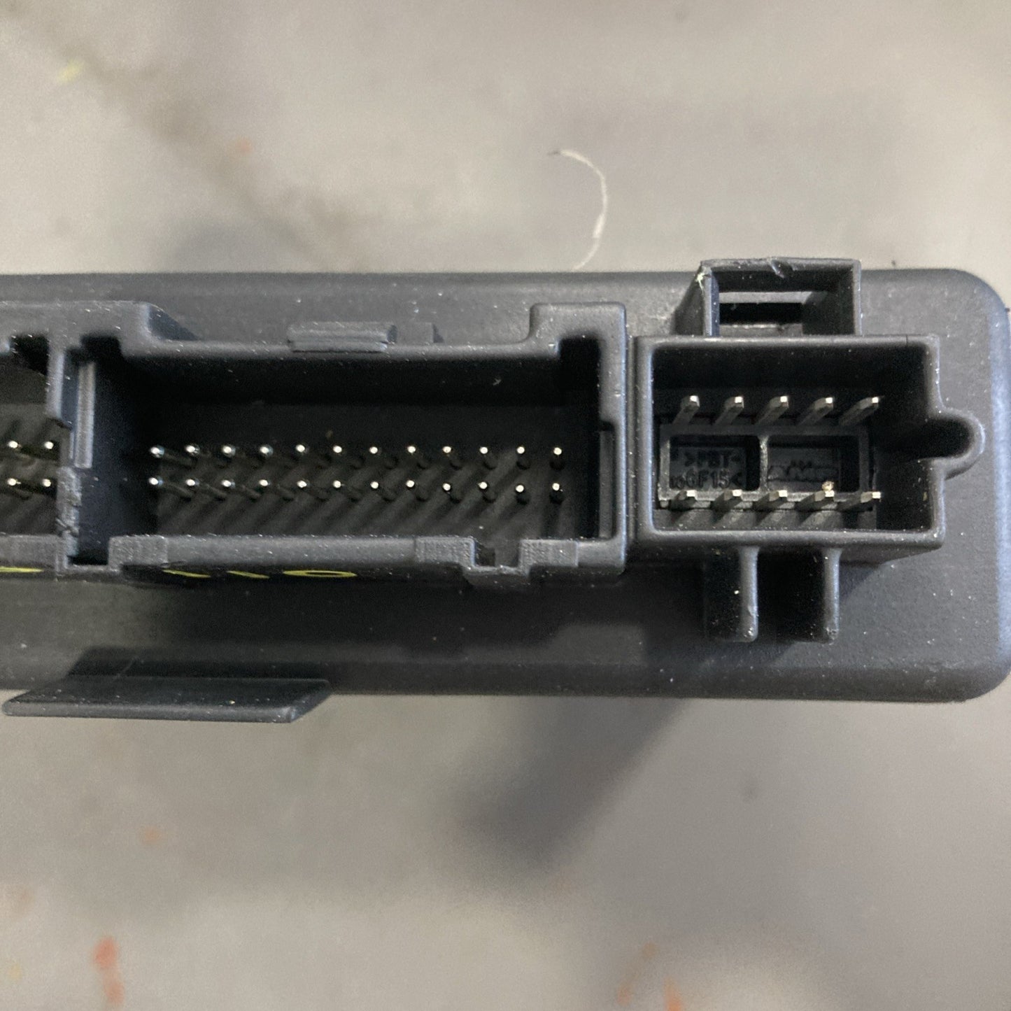 2000-2001 Oldsmobile Intrigue Body Control Module 09389401