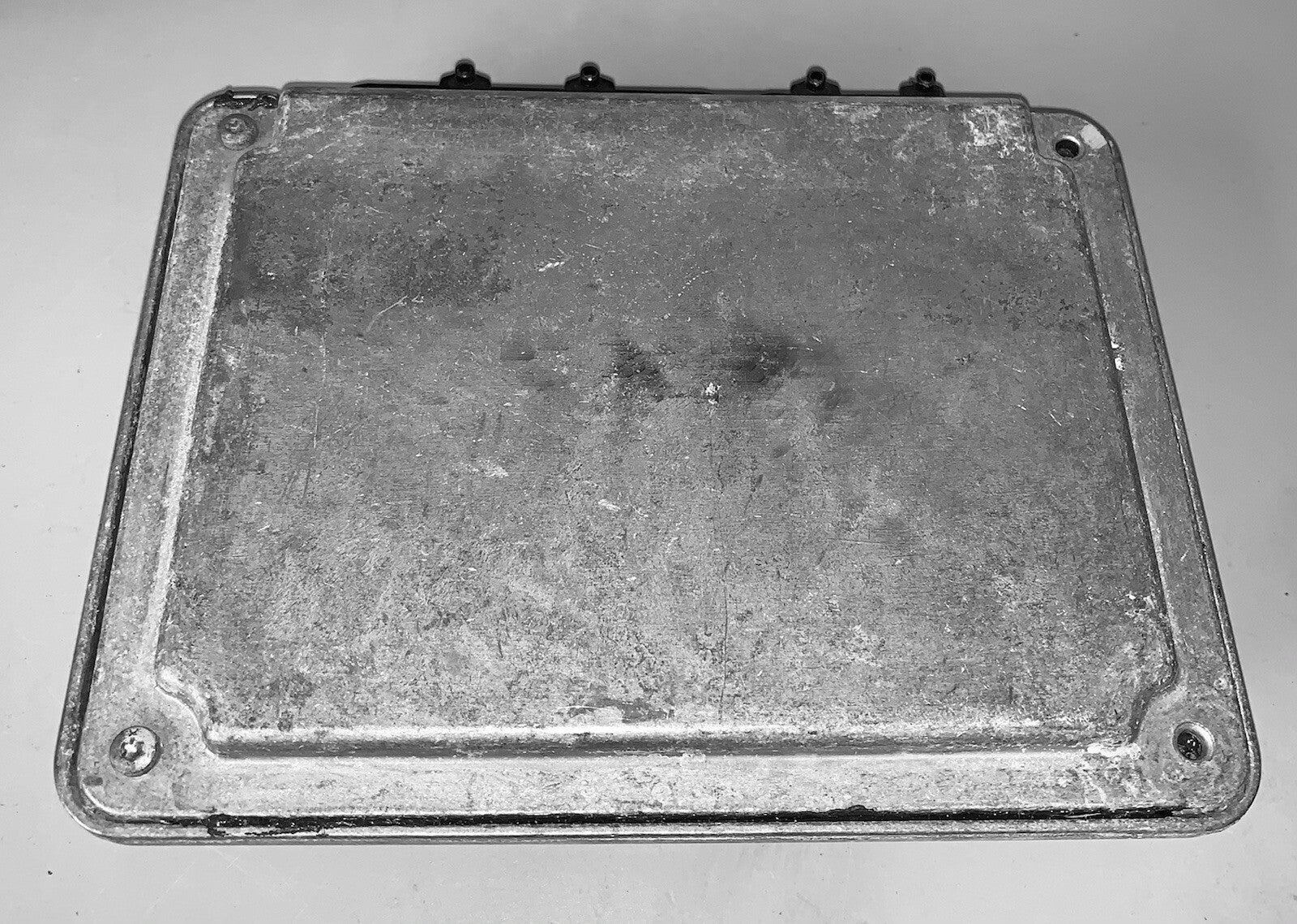 2000-2001 Volkswagen ECU 06A 906 018 FB