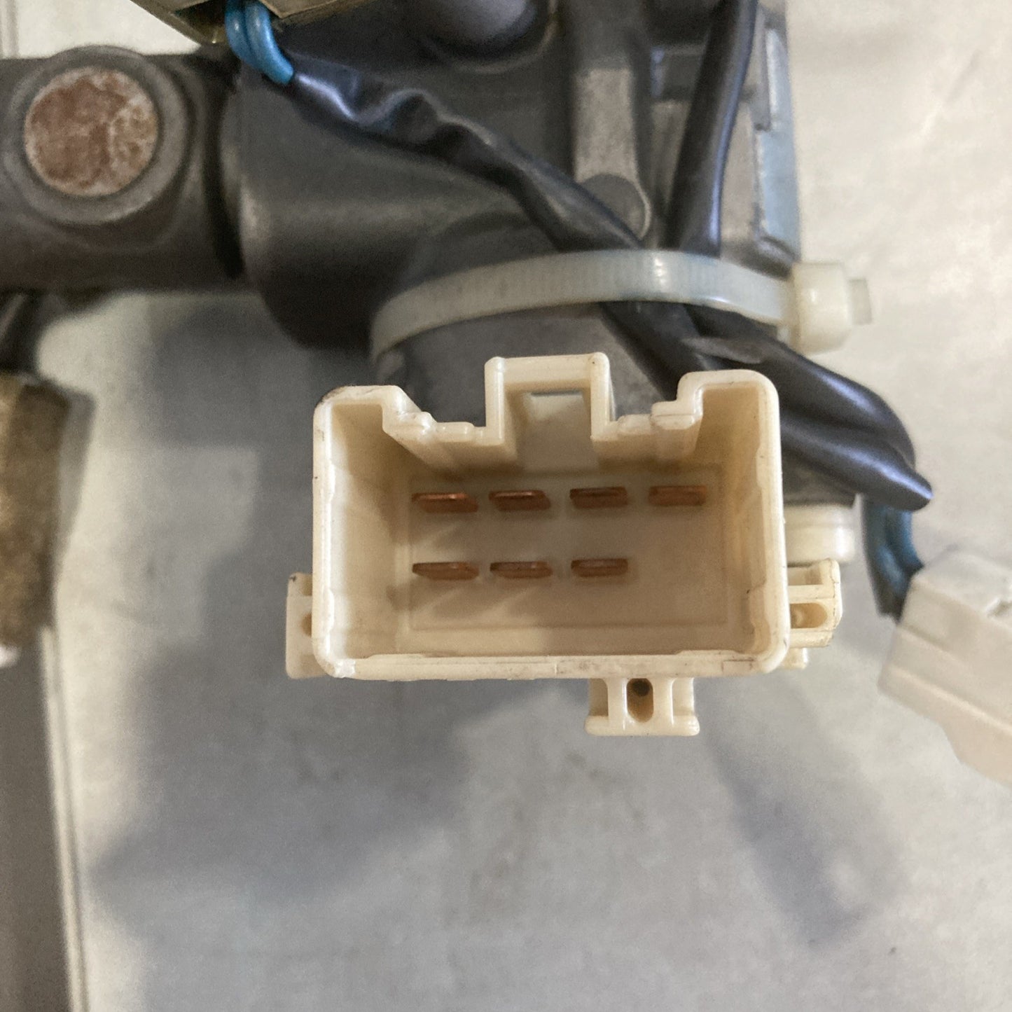 1999 Lexus LS400 ECU/Lock Cylinder/ Key 89661-50501