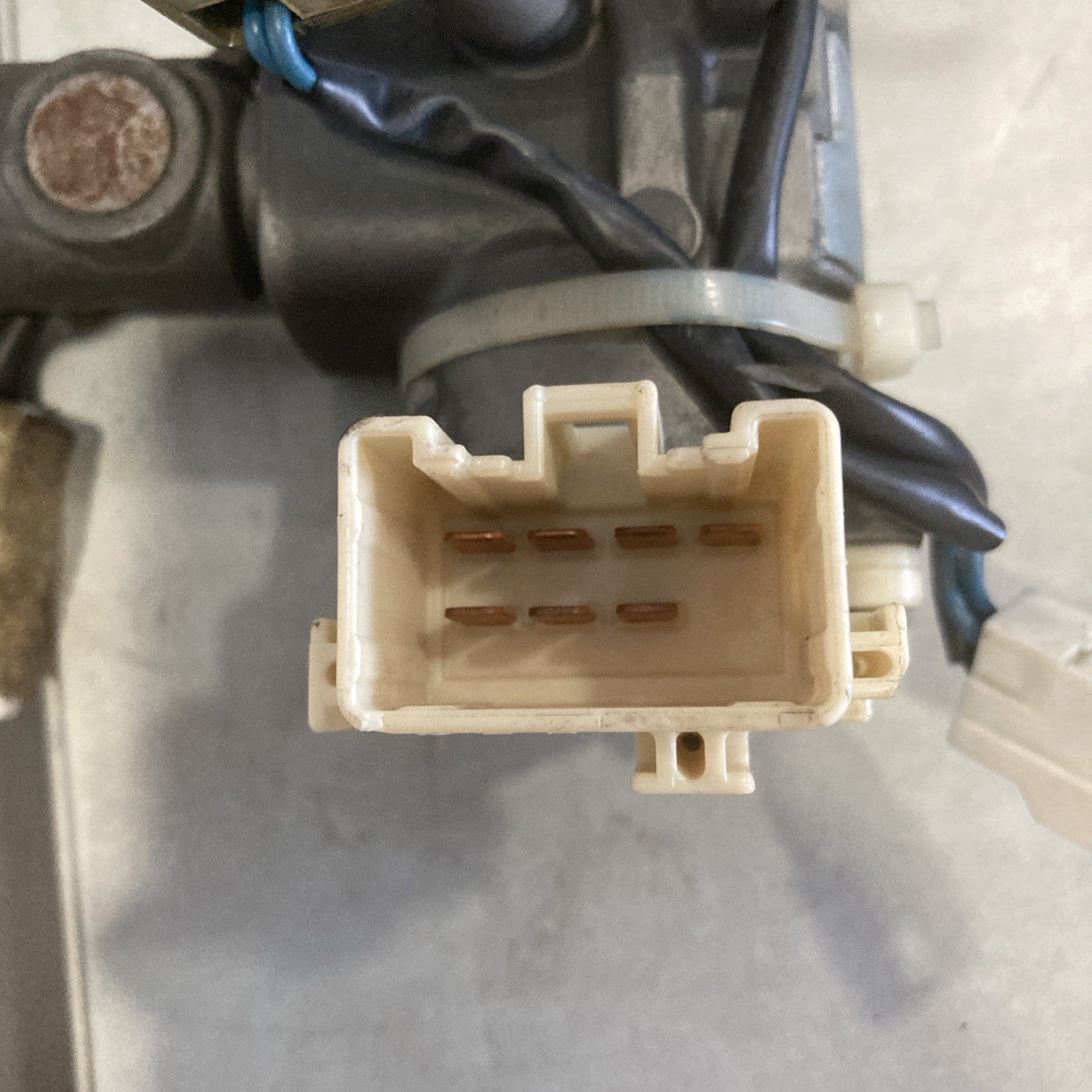 1999 Lexus LS400 ECU/Lock Cylinder/ Key 89661-50501