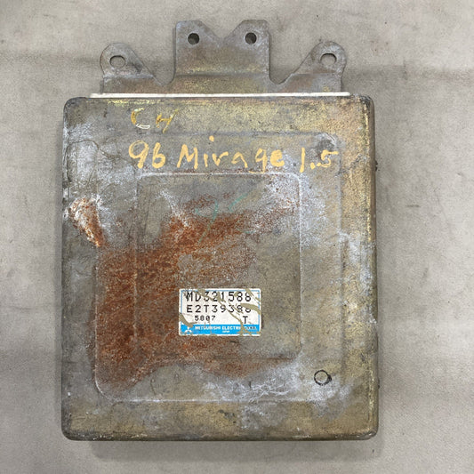 1996 Mitsubishi Mirage ECU/ECM MD321588 E2T39388