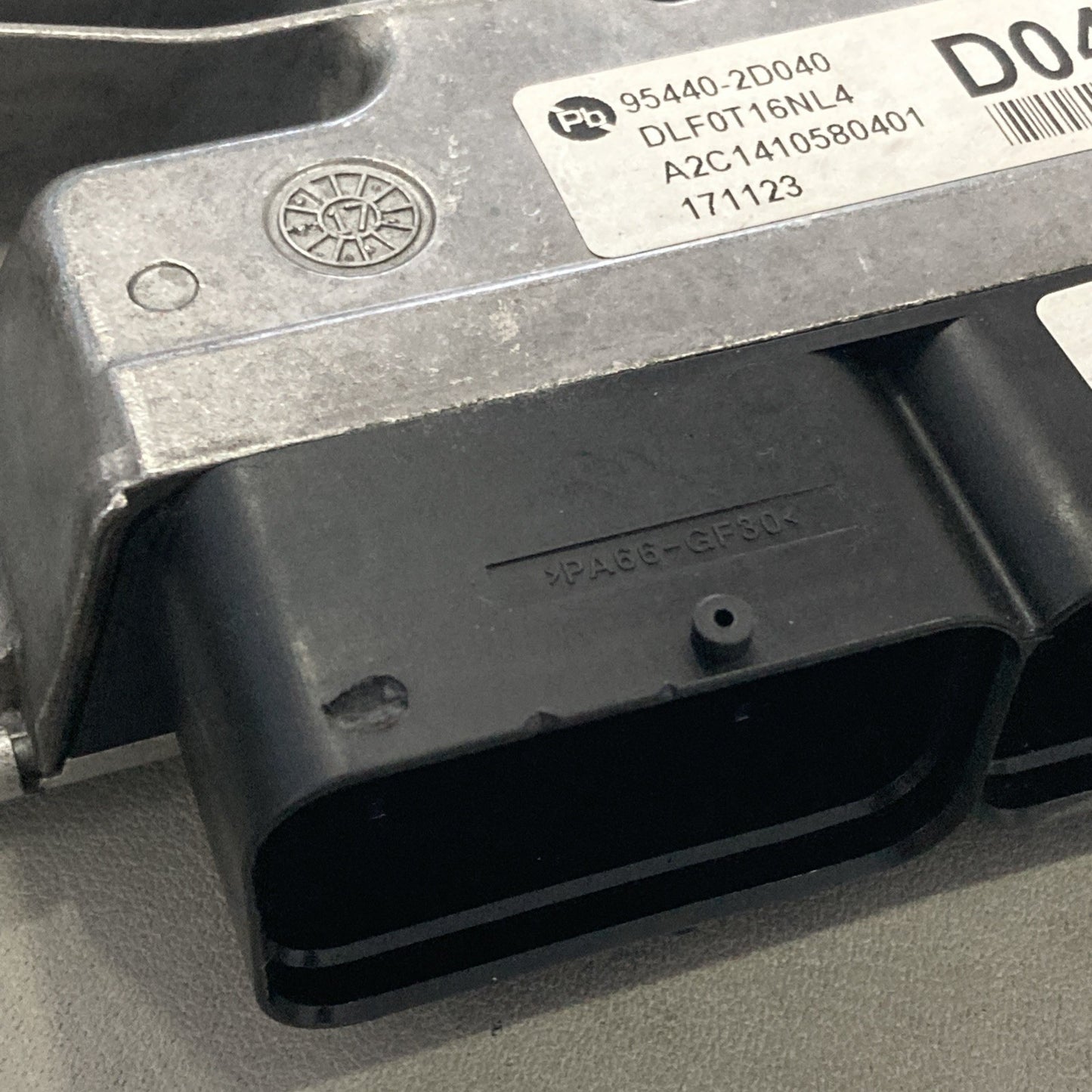 2018-2019 Hyundai Sonata Engine Control Module 95440-2D040 (B)