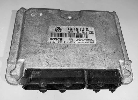 2000 2001 Volkswagen Jetta ECU 06A 906 018 ES
