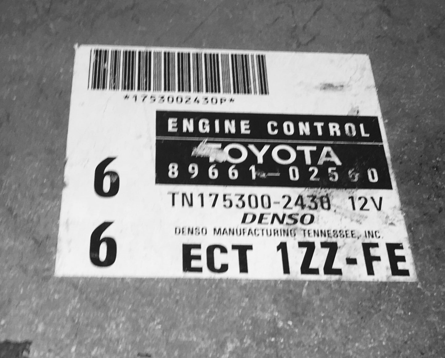 1999 Toyota Corolla ECU 89661-02560