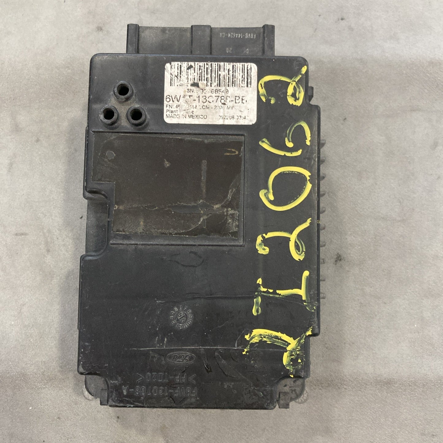 2006-2007 Lincoln Town Car Lighting Control Module 6W1T-13C788-BB