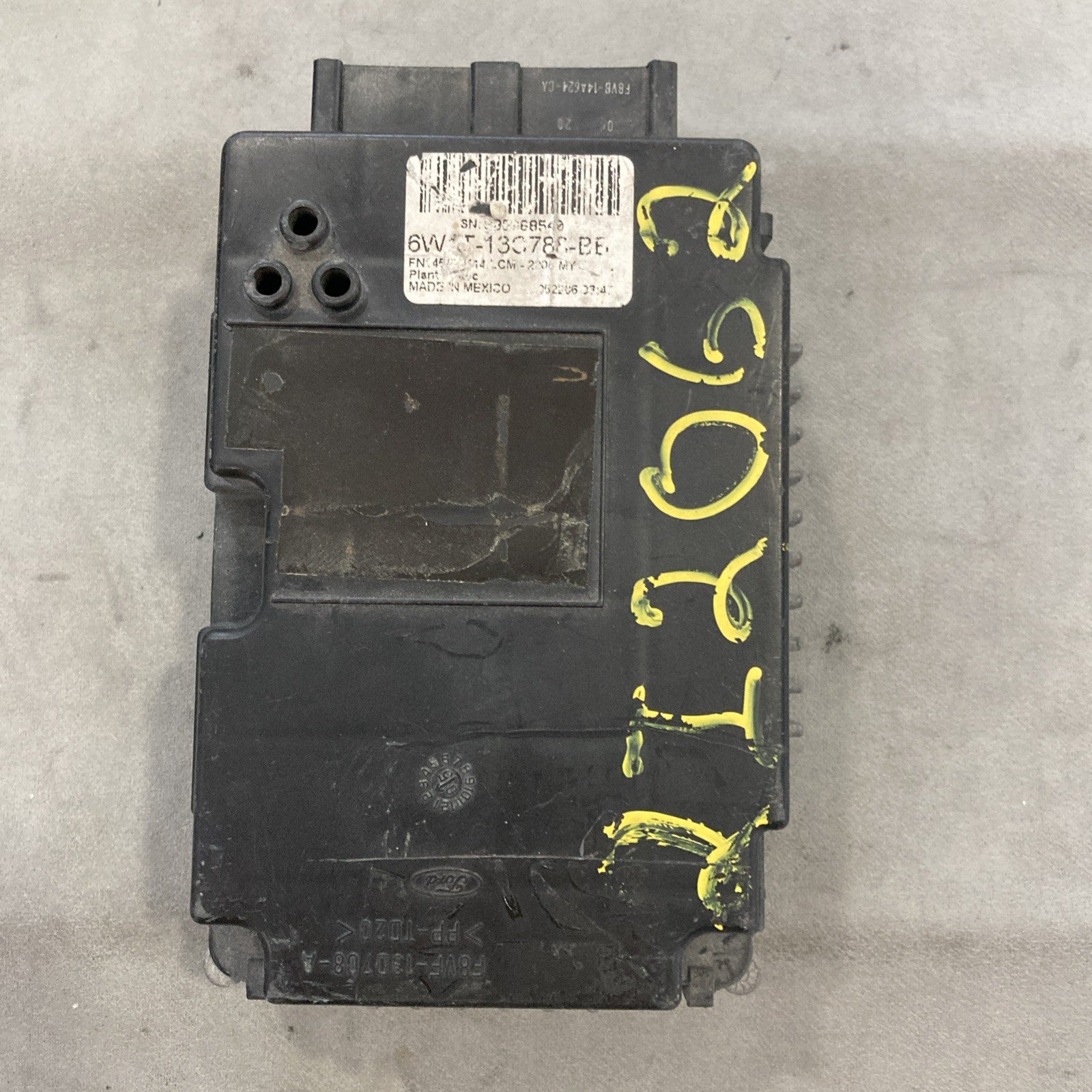 2006-2007 Lincoln Town Car Lighting Control Module 6W1T-13C788-BB