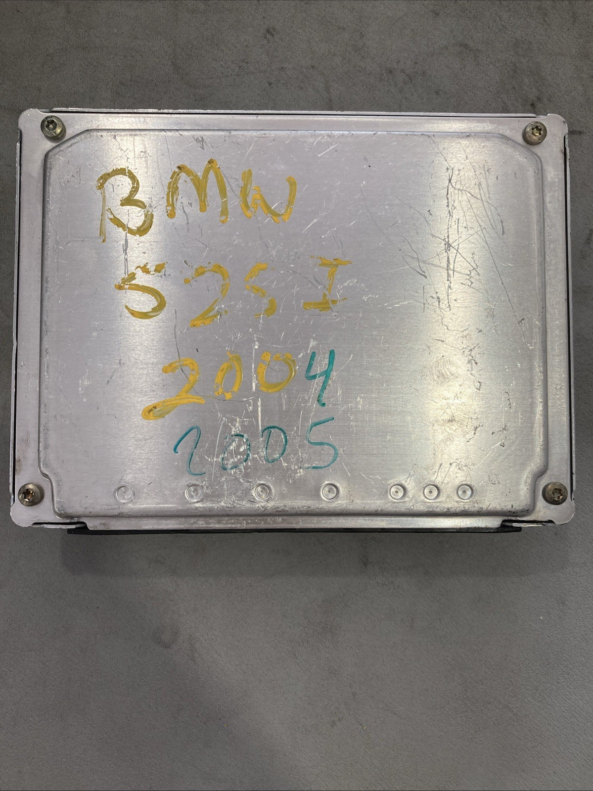 2001-2006 BMW 525i ECU/ECM 7 533 652