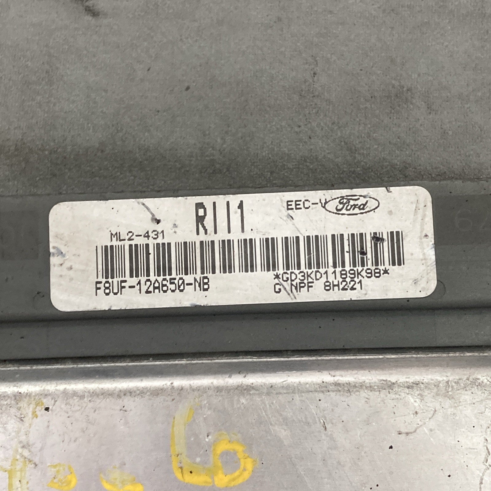 1998-1999 Ford E150 4.6 Engine Control Module F8UF-12A650-NB