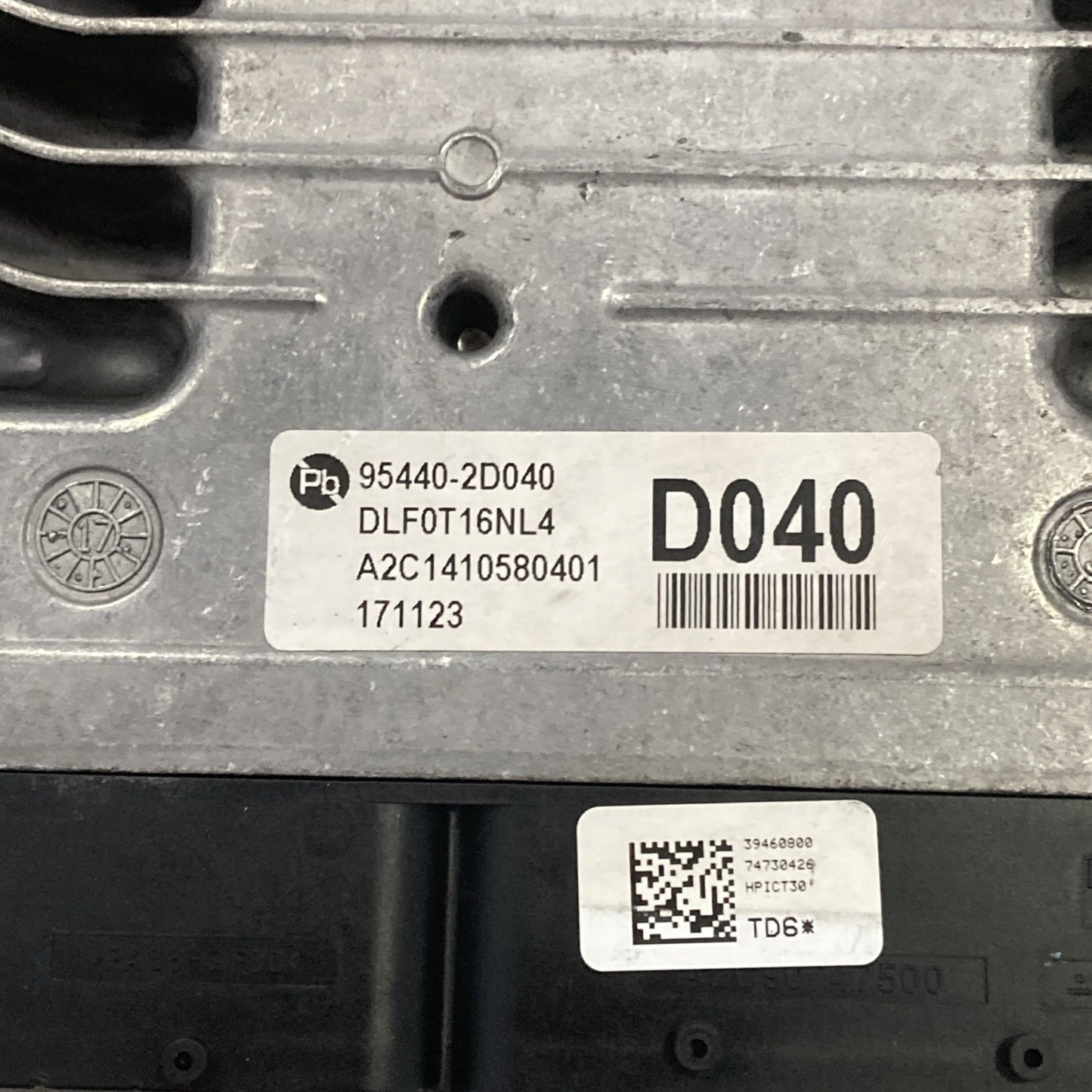 2018-2019 Hyundai Sonata Engine Control Module 95440-2D040 (B)